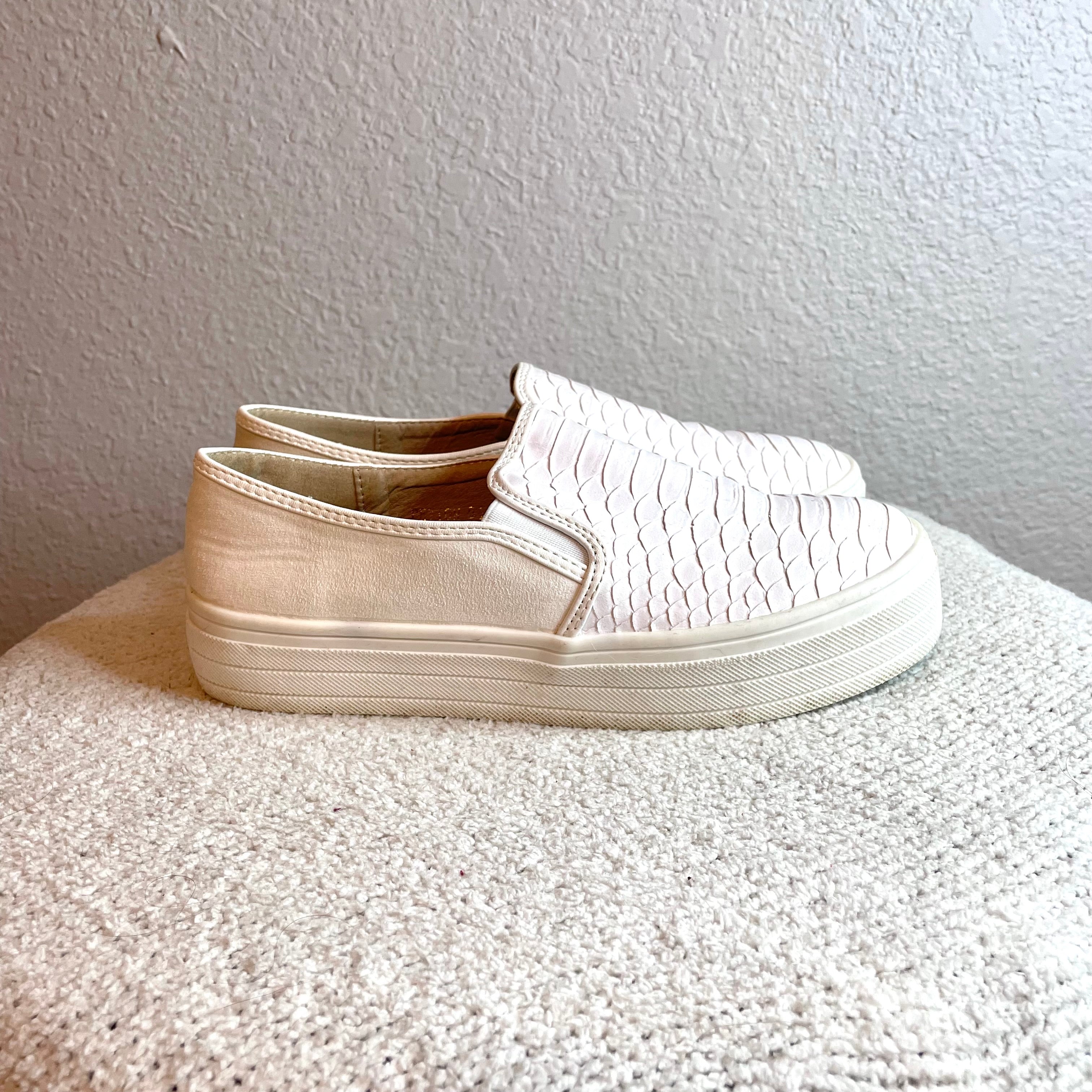 Peyton hot sale snakeskin sneaker