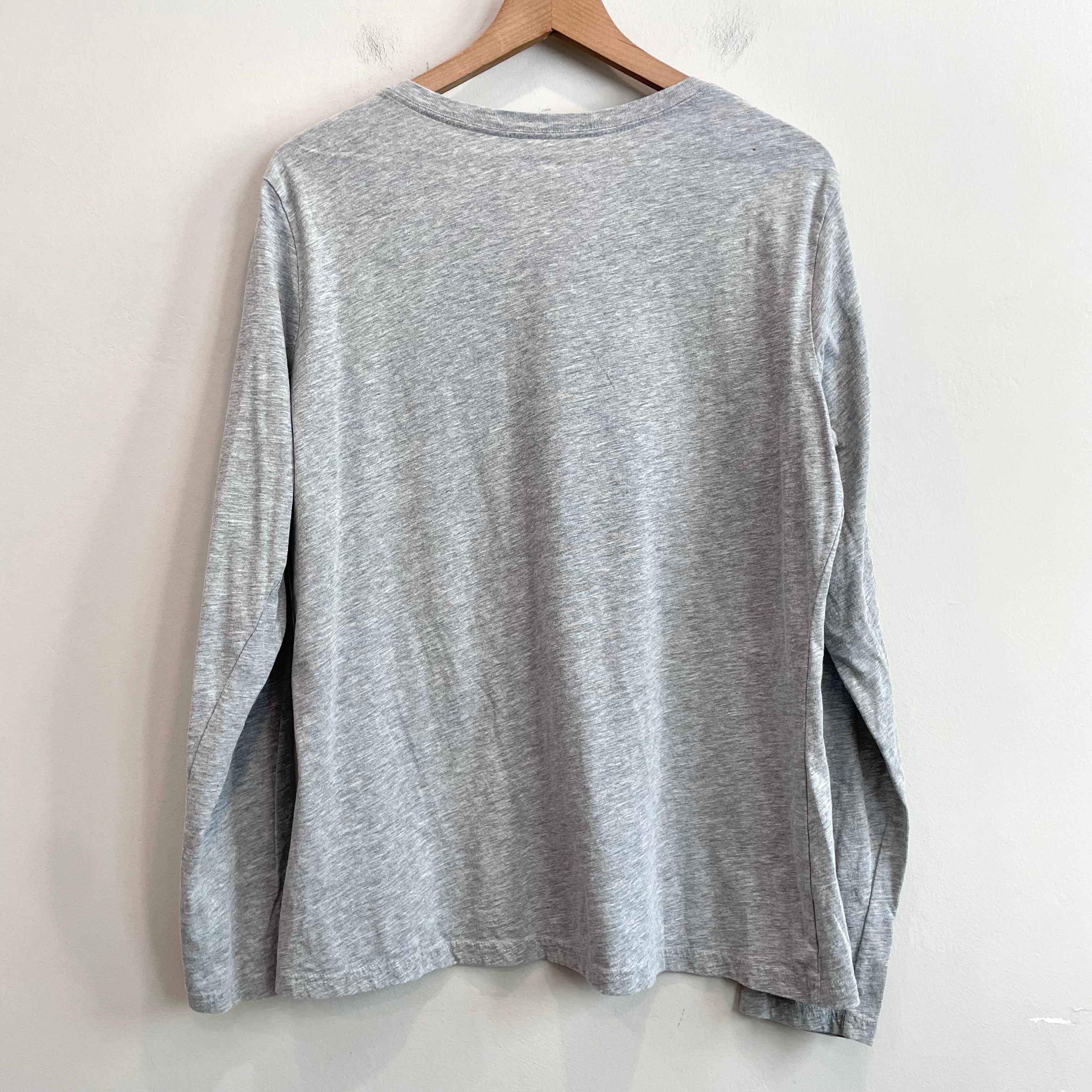 V-Neck Long Sleeve Tee