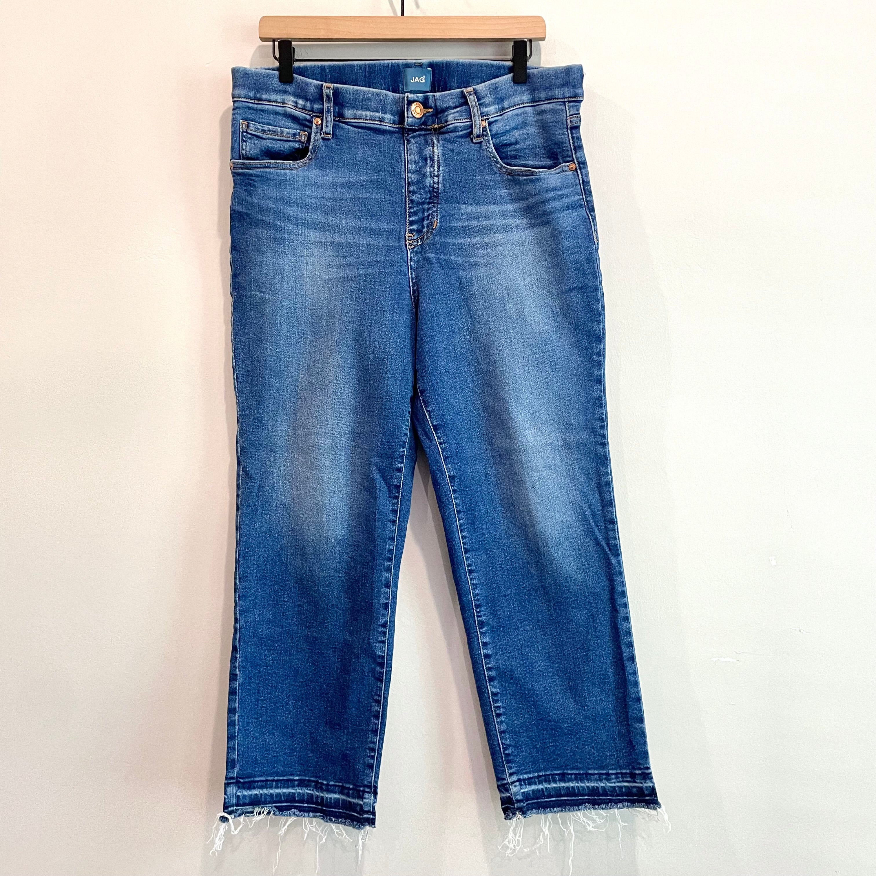 Pull On Straight Leg Crop Jeans