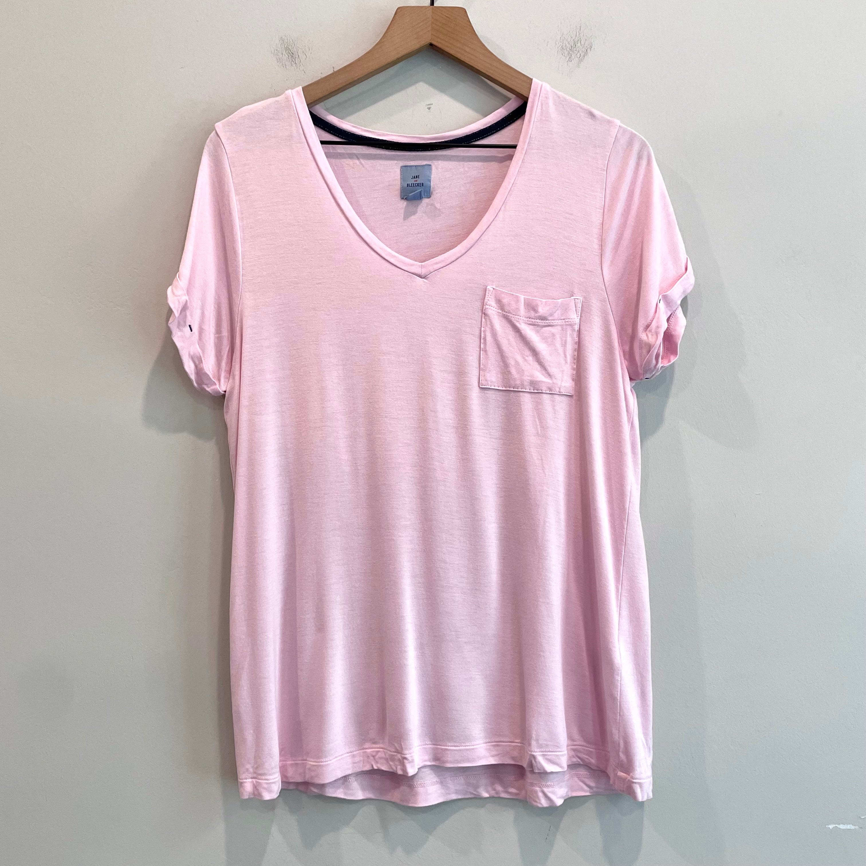 Cuff V-Neck Pocket Tee