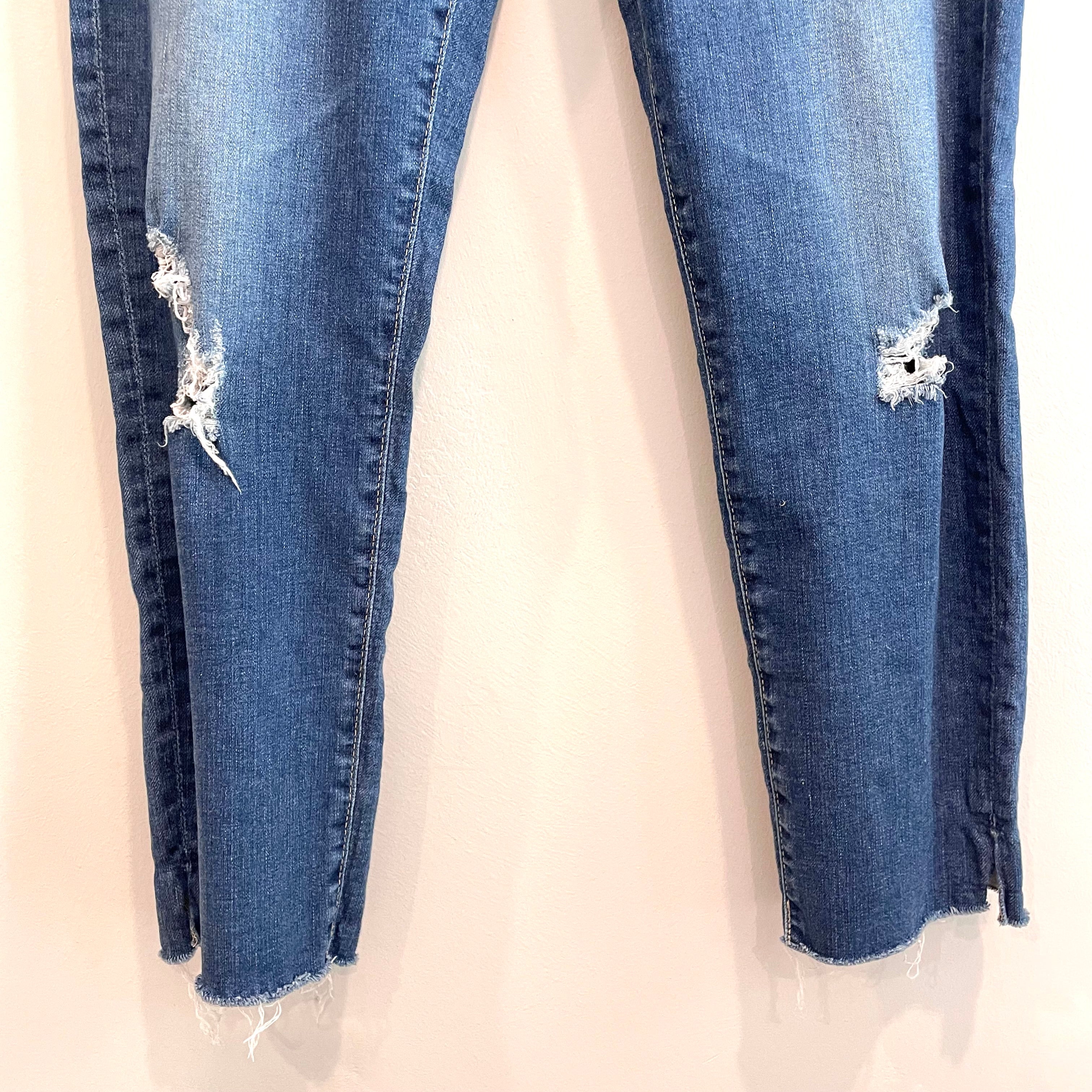 Crop Distressed Skinny Jeans