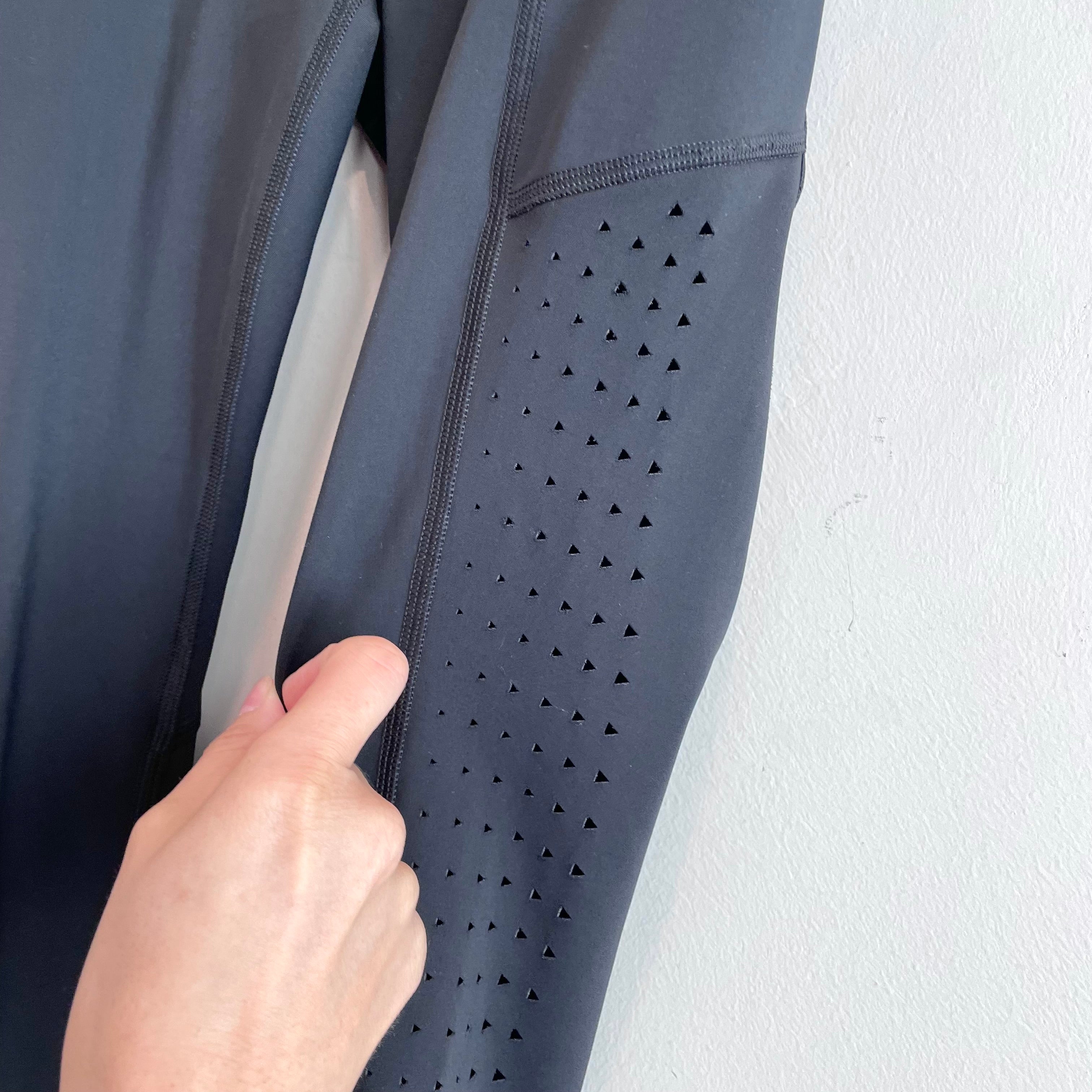 Perforated Sides Leggings