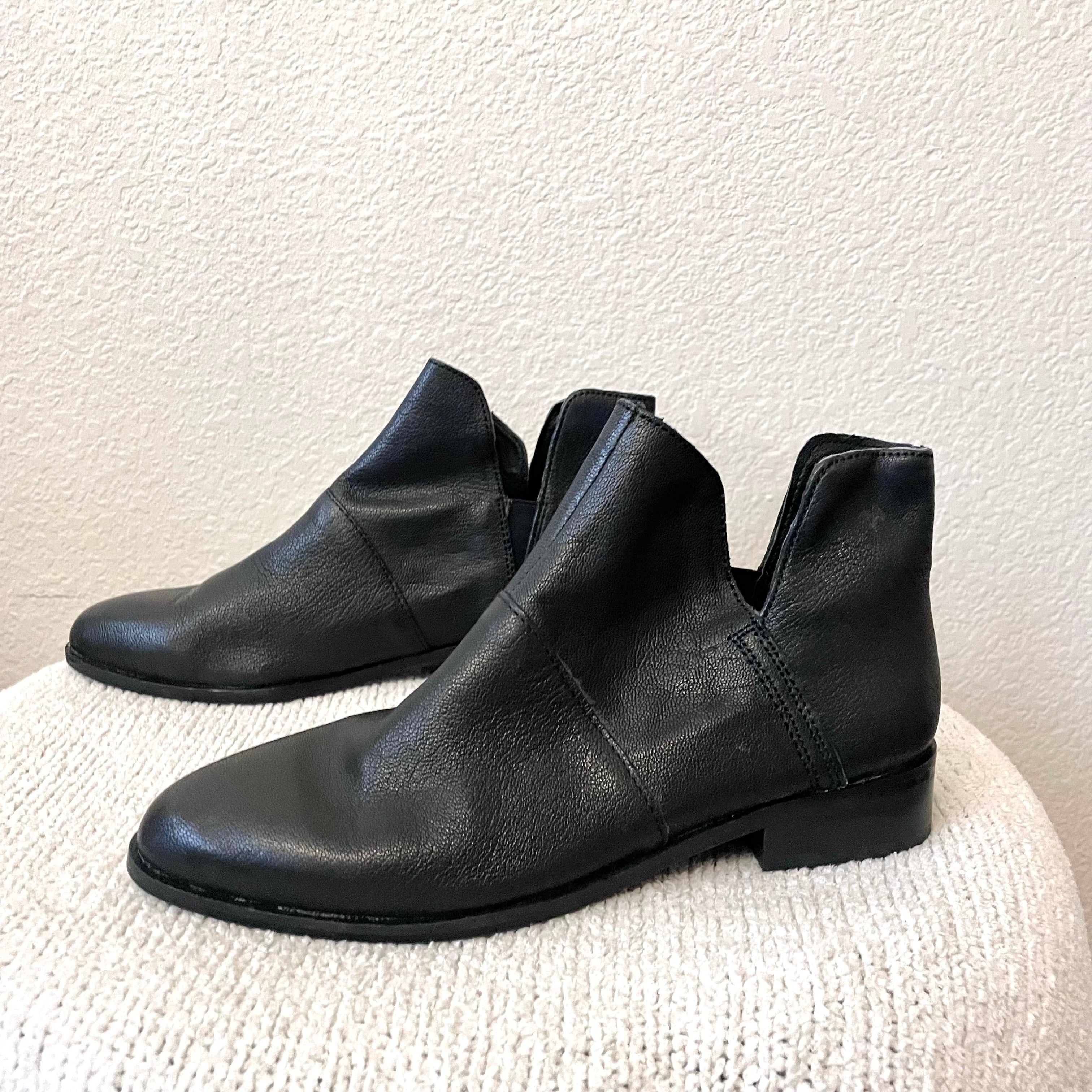 Pebble Leather Ankle Boot