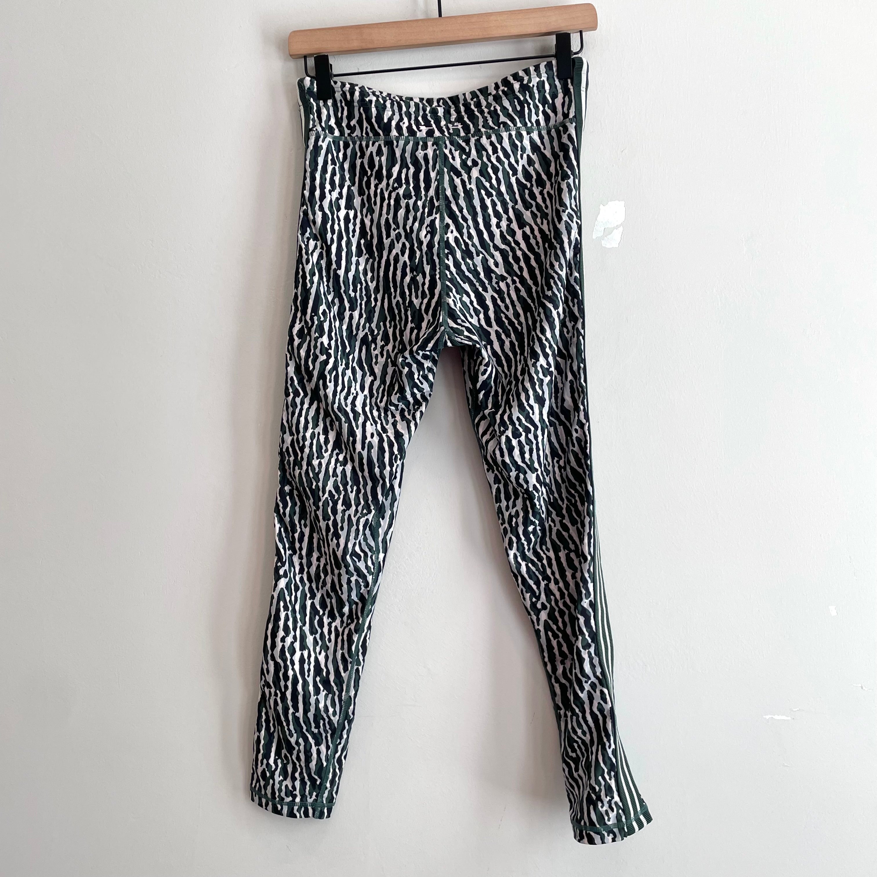 Camo Side Stripe Leggings