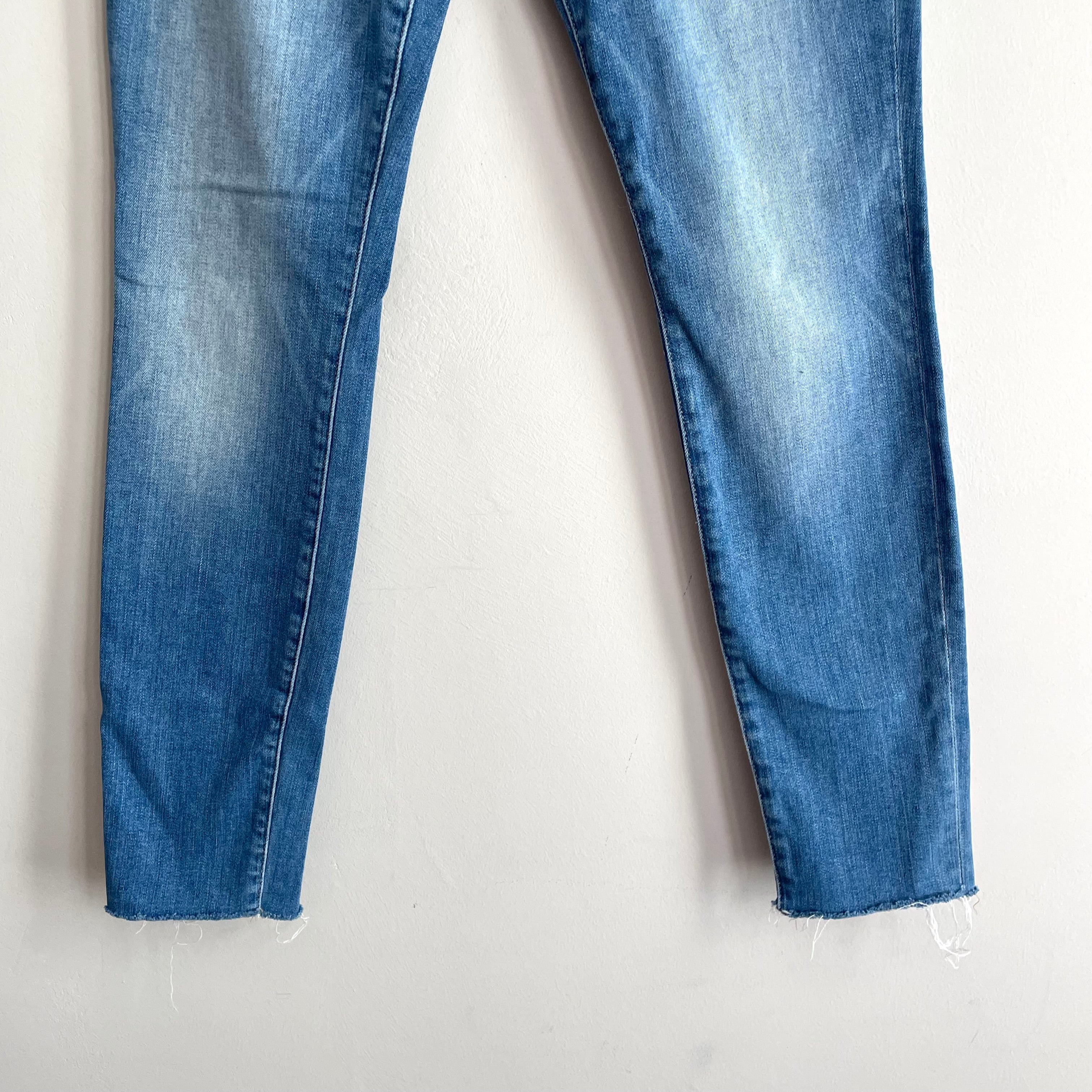 Distressed Skinny Jeans