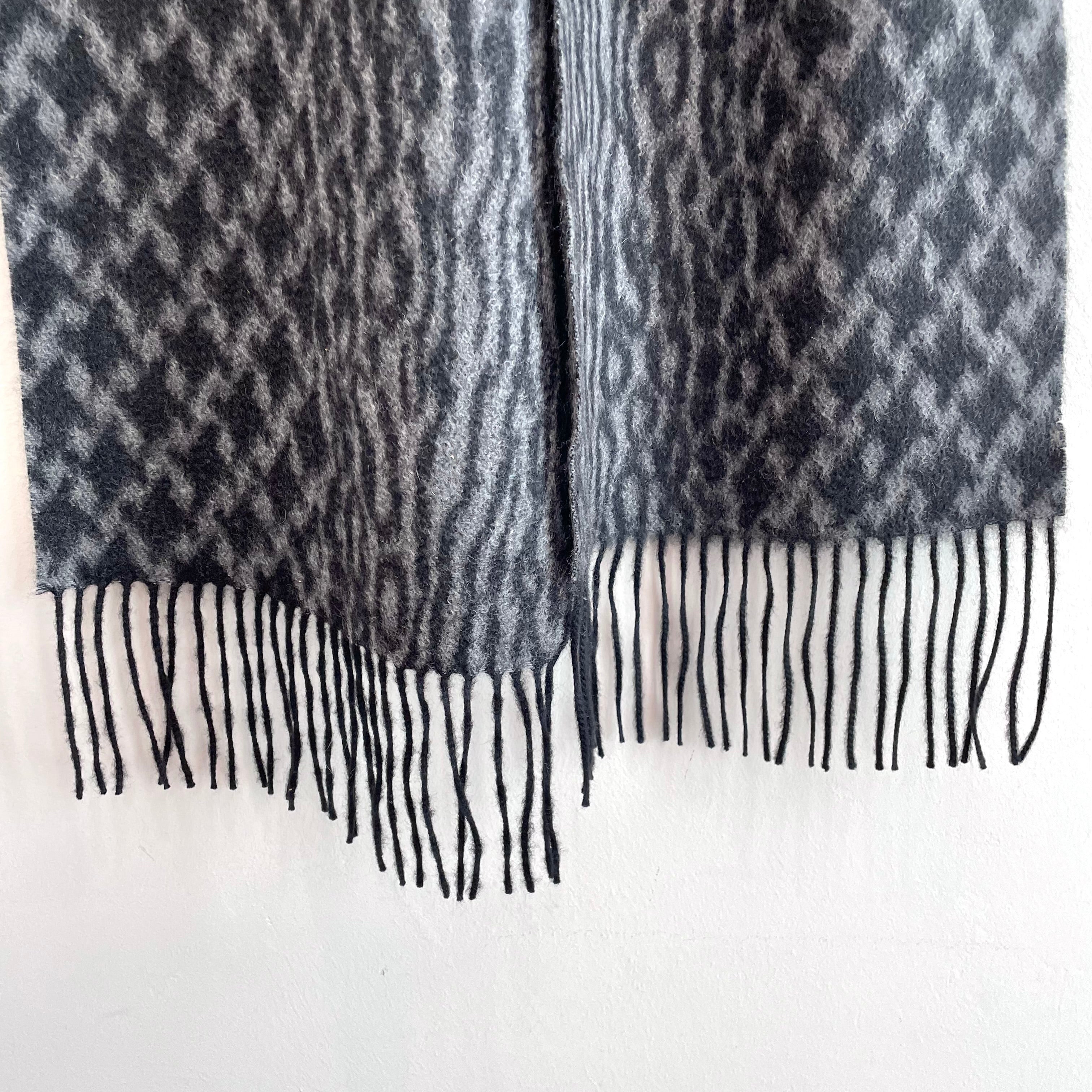 Cashmere Geometric Scarf