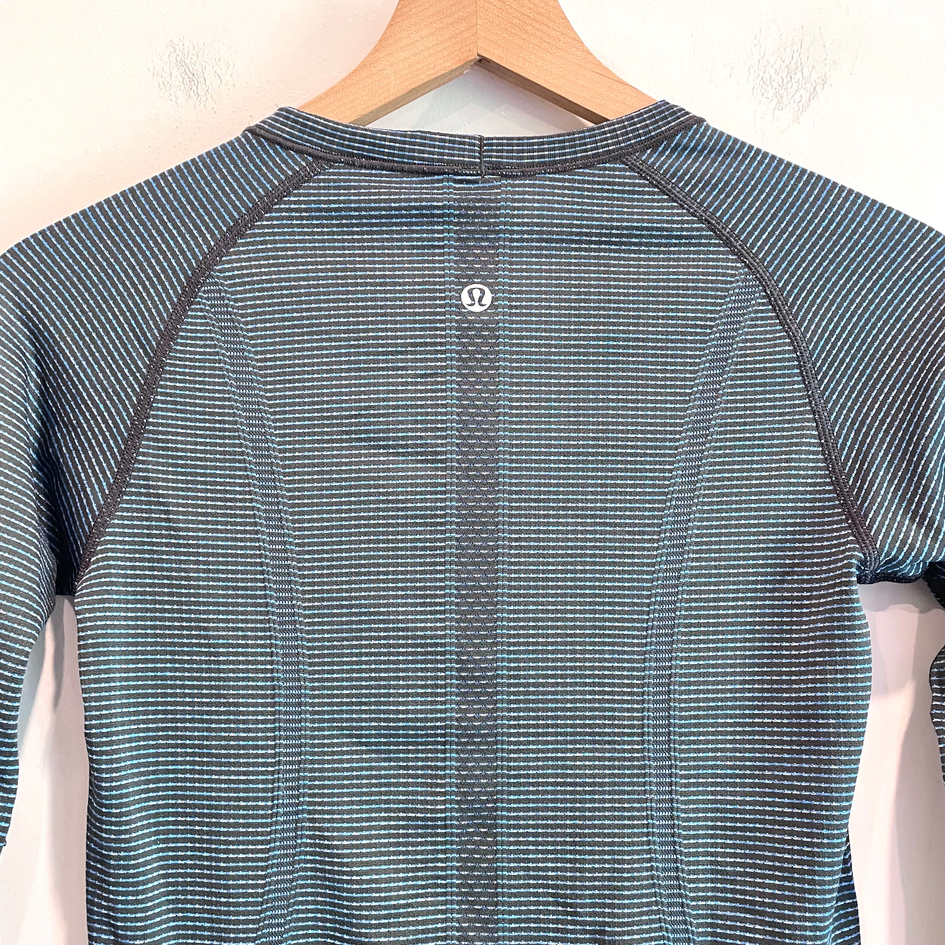 Thumbholes Long Sleeve Top