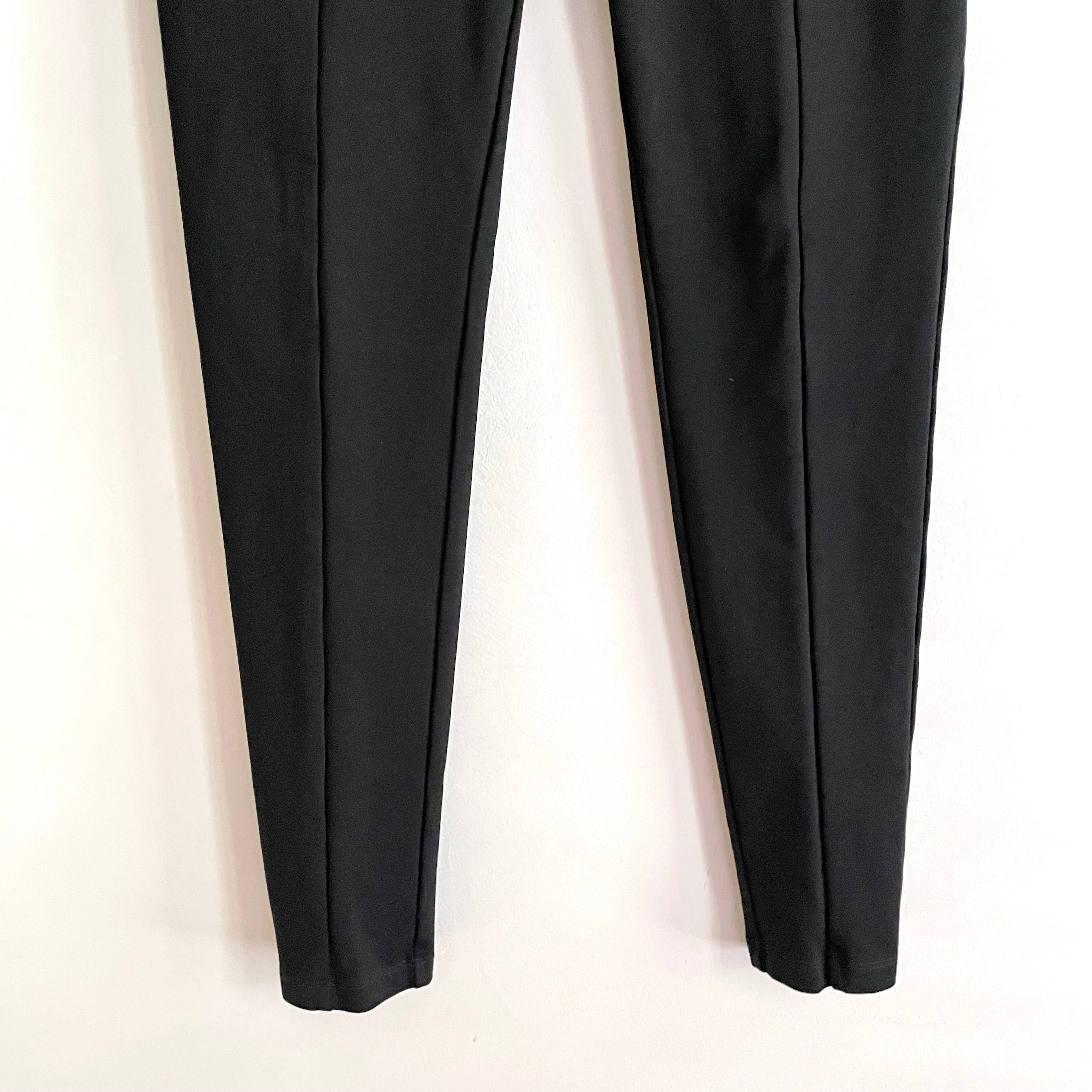 Front Seam Pull On Leggings