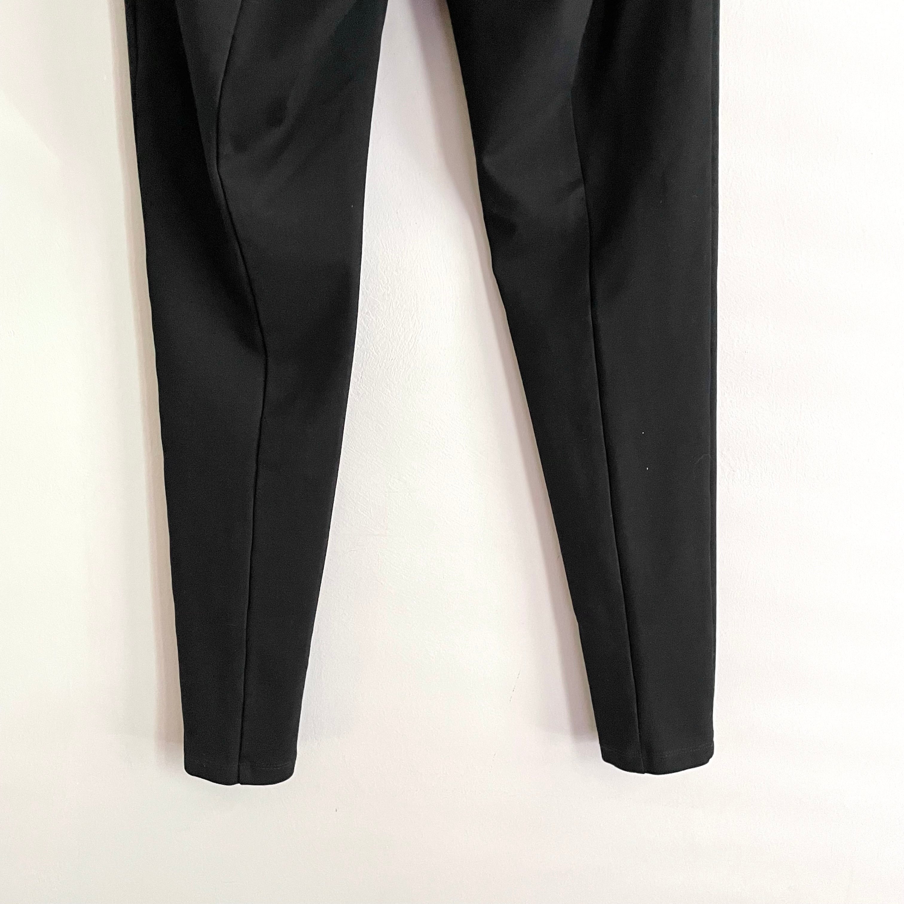 Front Seam Pull On Leggings