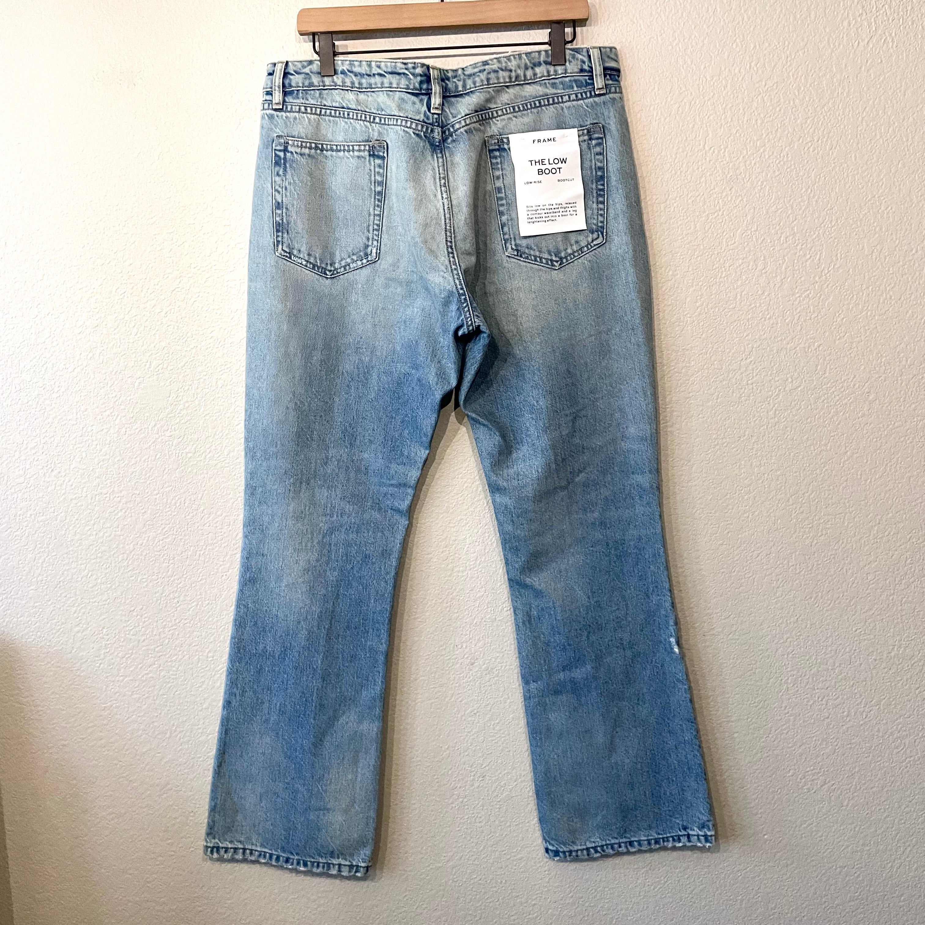 Low Bootcut Jeans