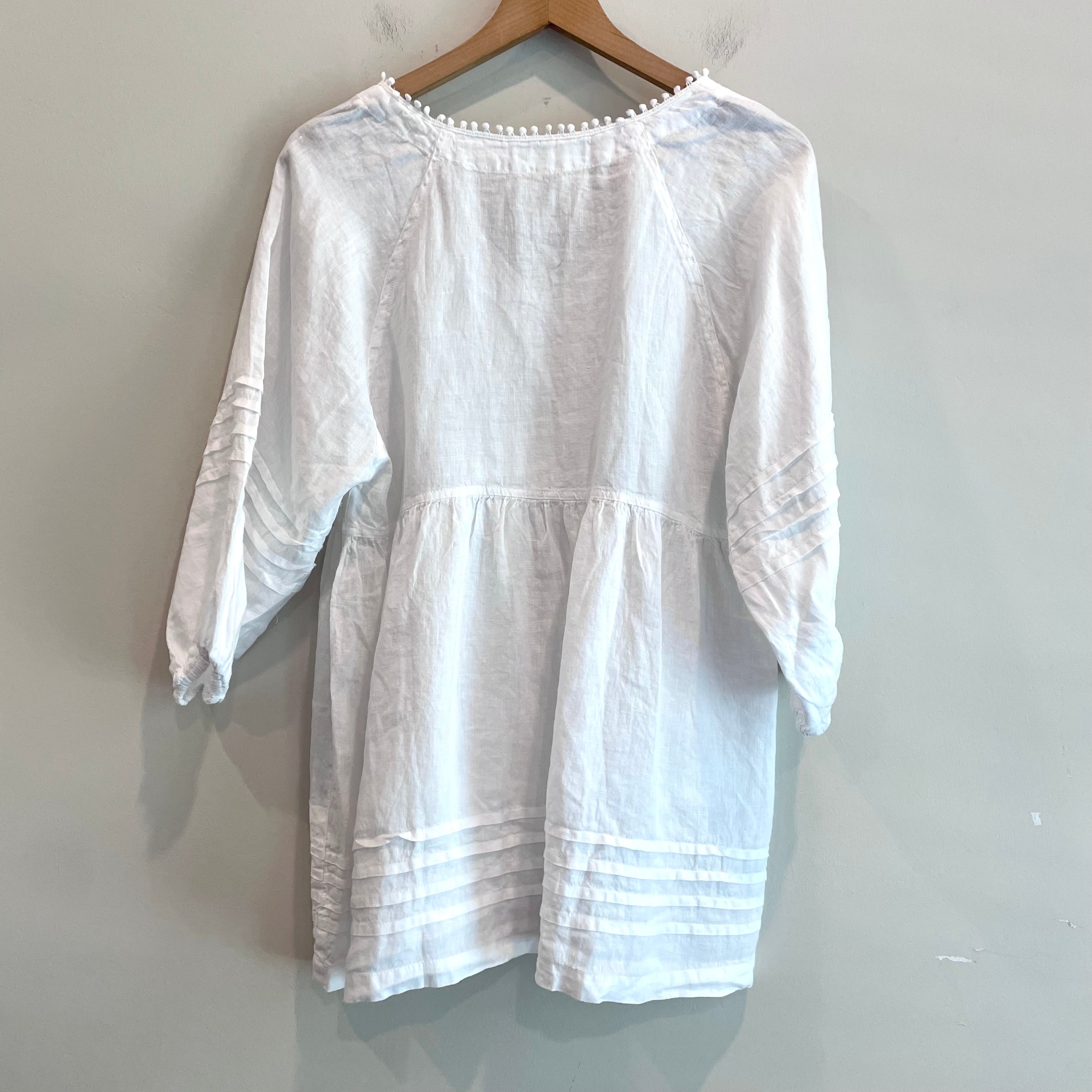 Linen 3/4 Sleeve Pom Pom Tunic Top