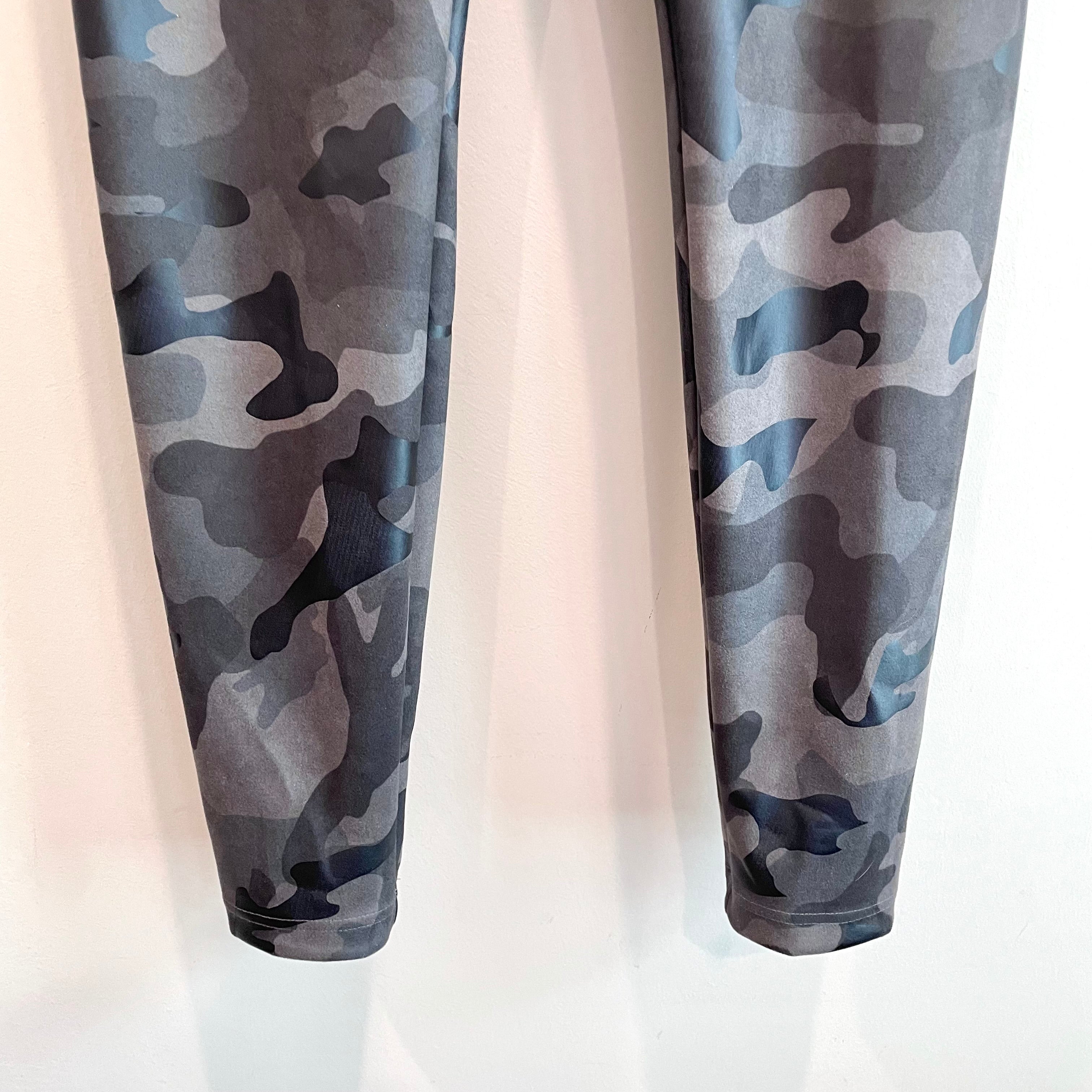 Camo Suede Like Leggings