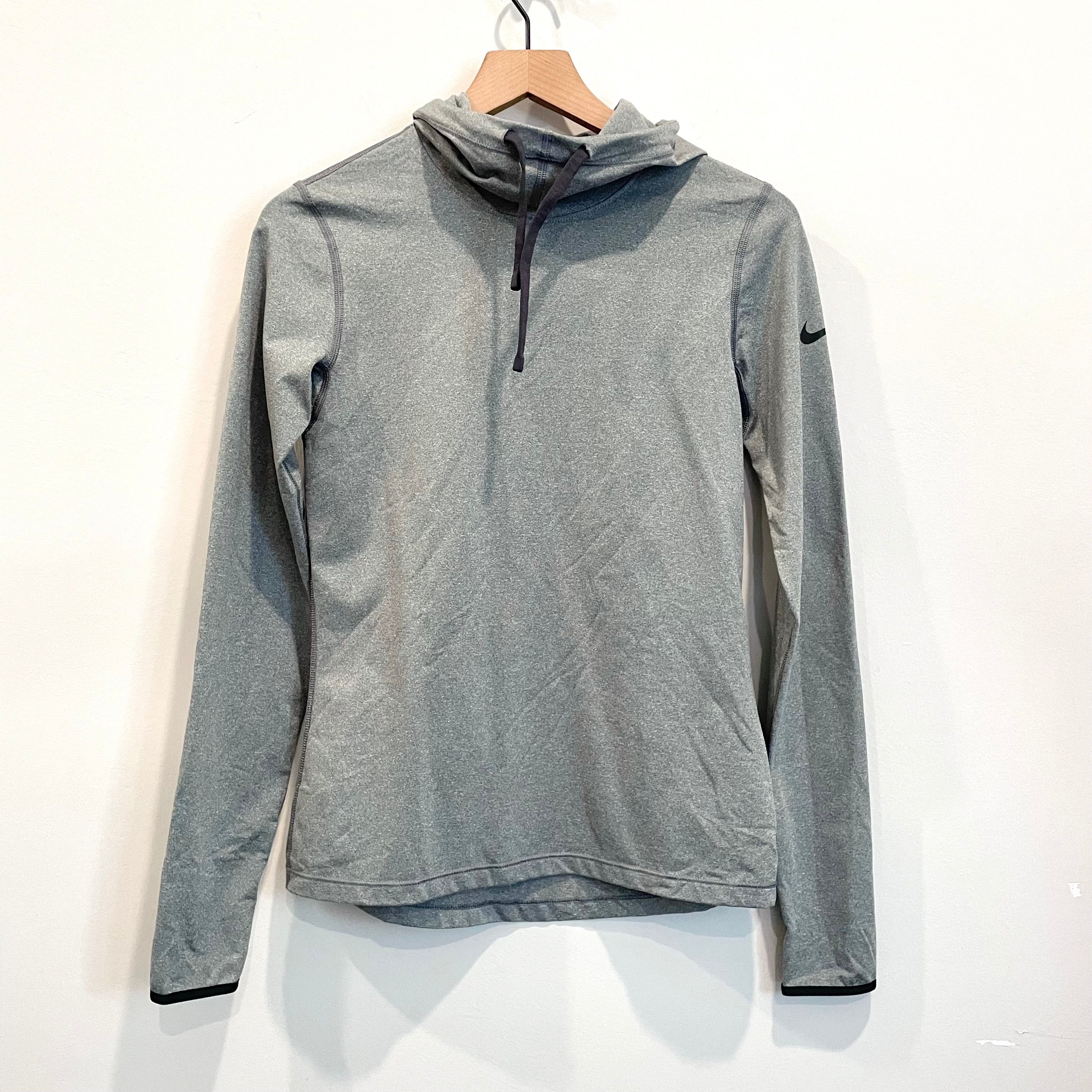 Slim Fit Hooded Pullover