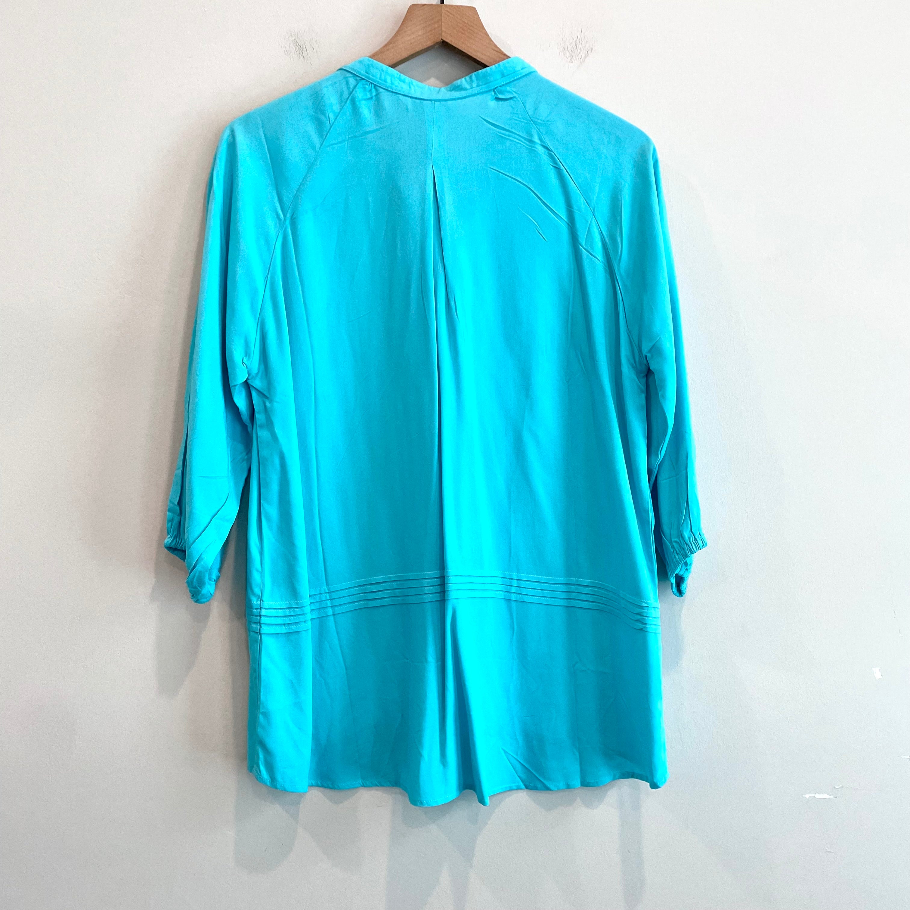 V-Neck Tie 3/4 Sleeve Top