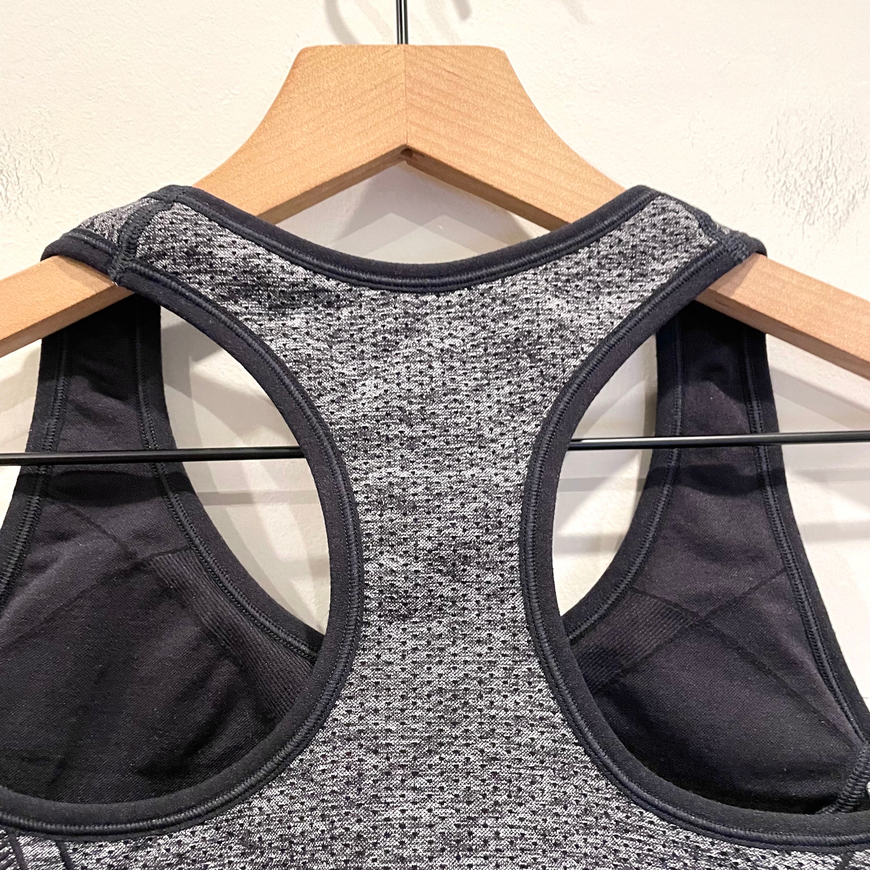 Racerback Seamless Sports Bra