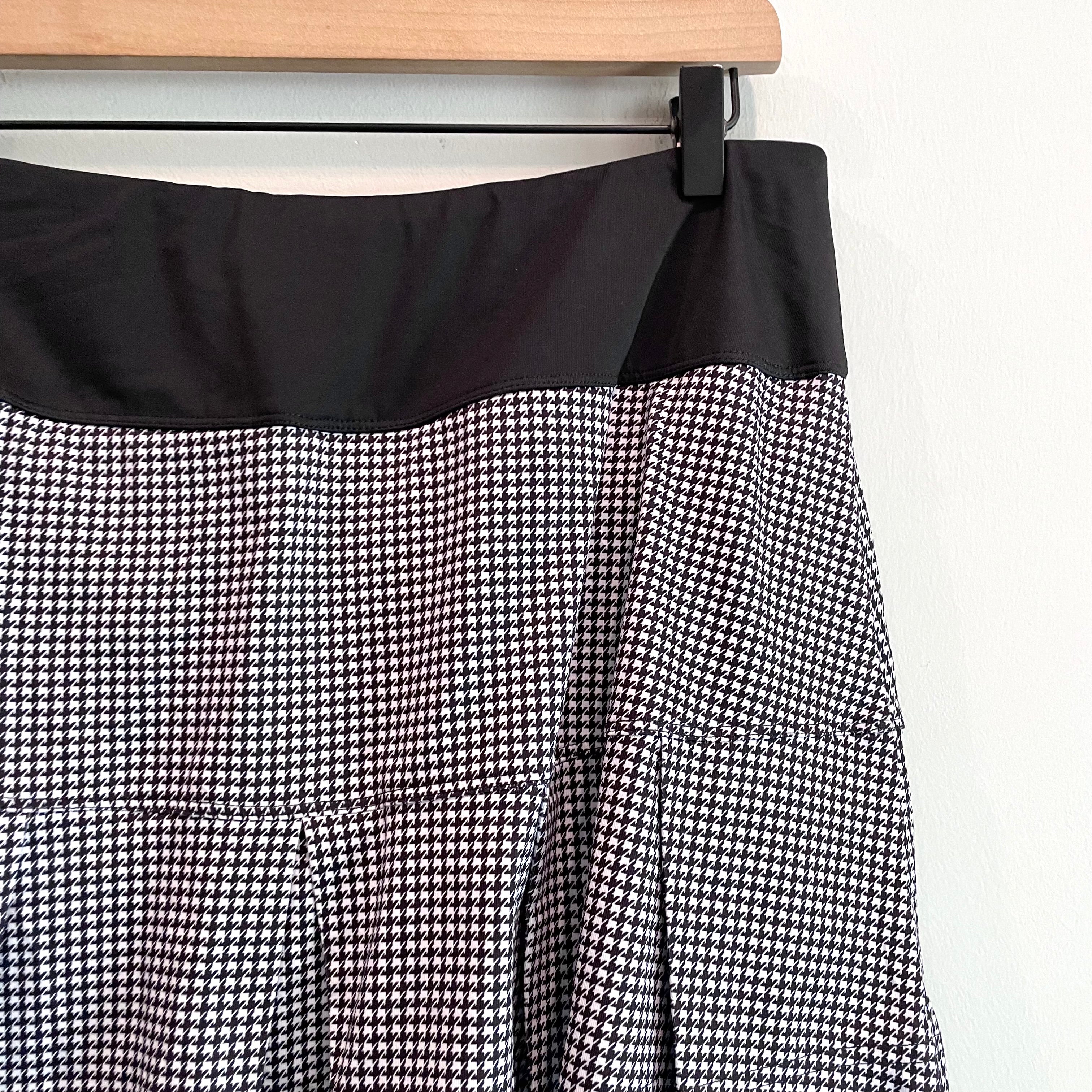 Houndstooth Tennis Skort