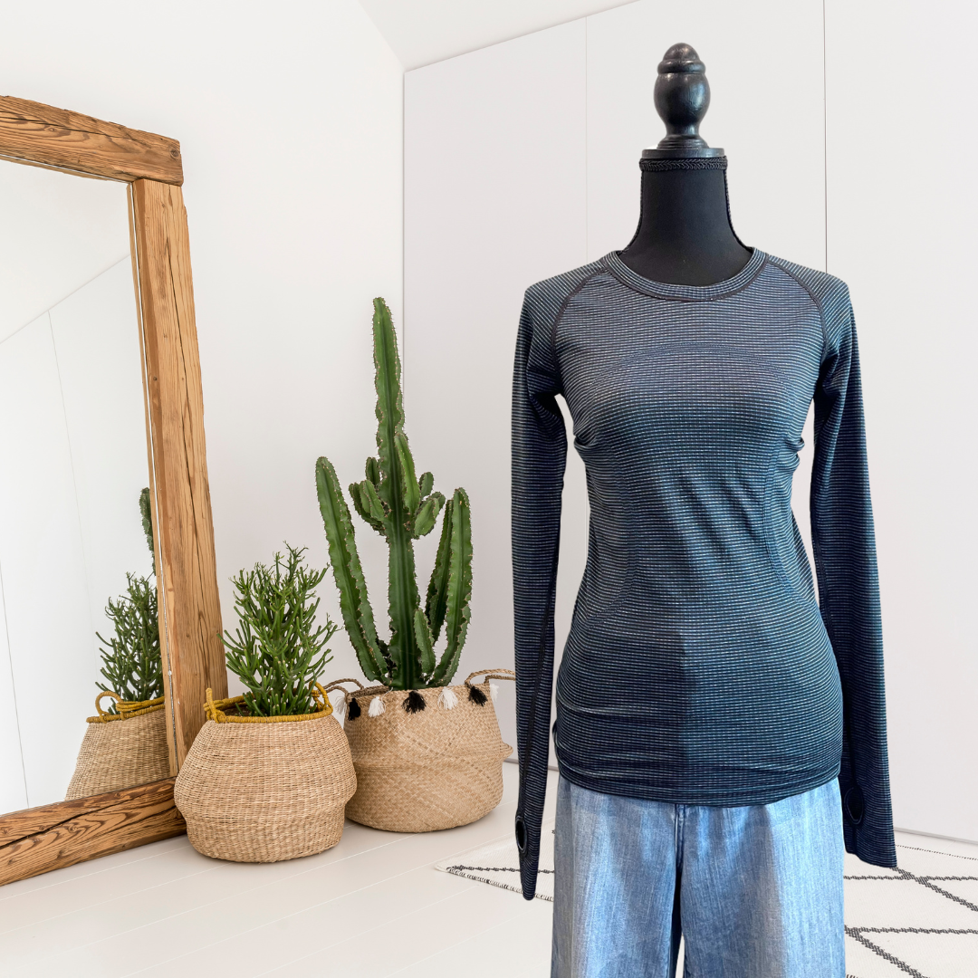 Thumbholes Long Sleeve Top