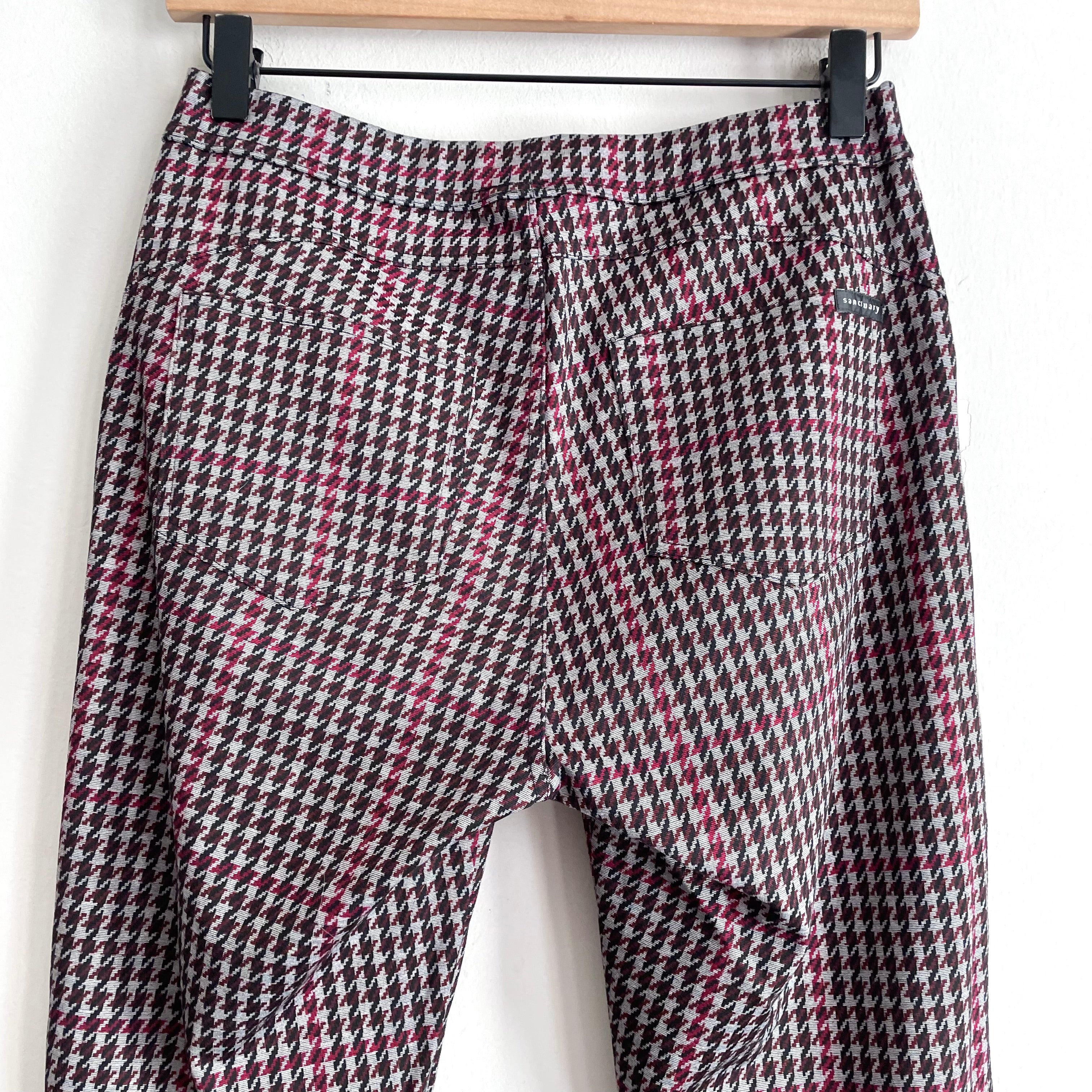 Houndstooth Pull On Legging