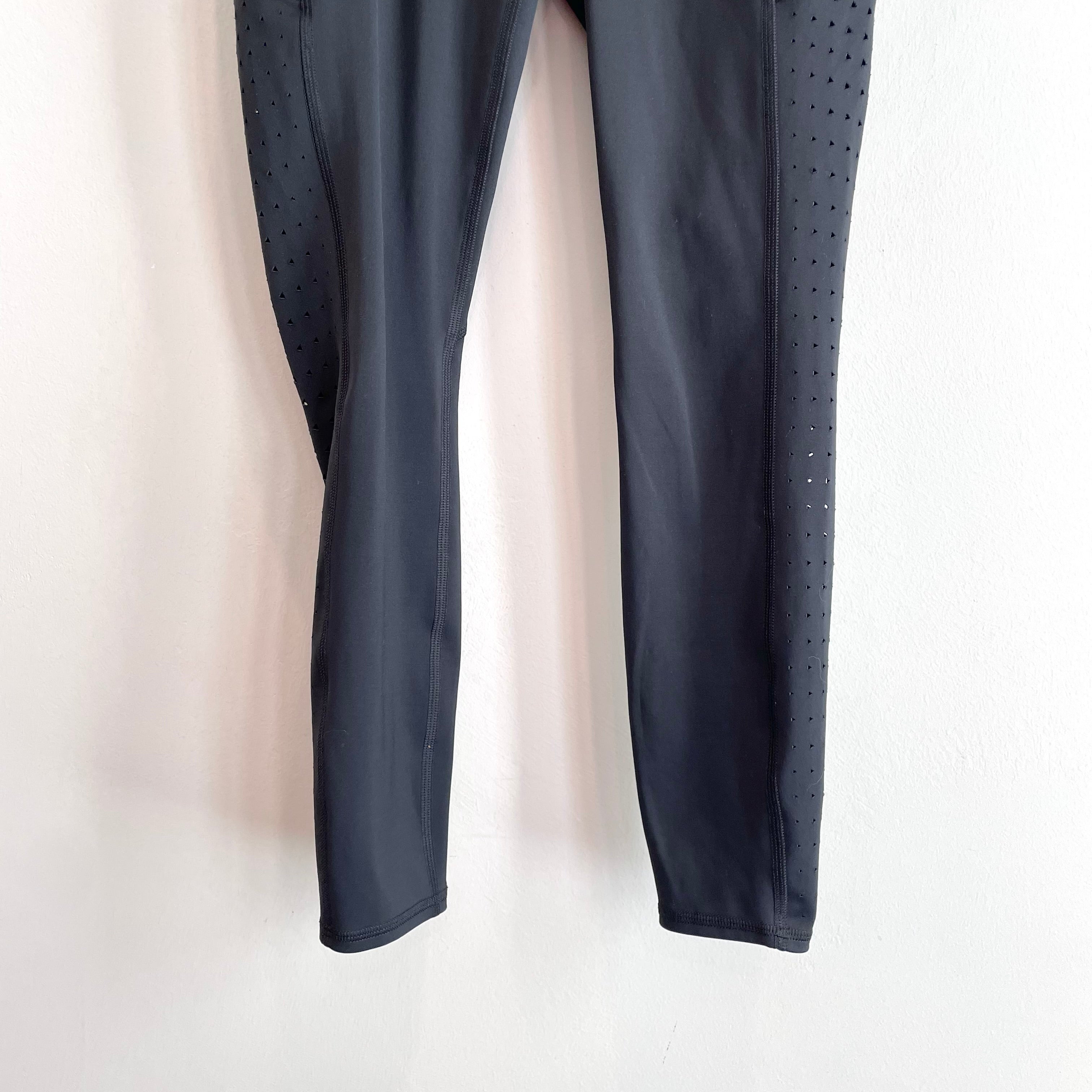 Perforated Sides Leggings