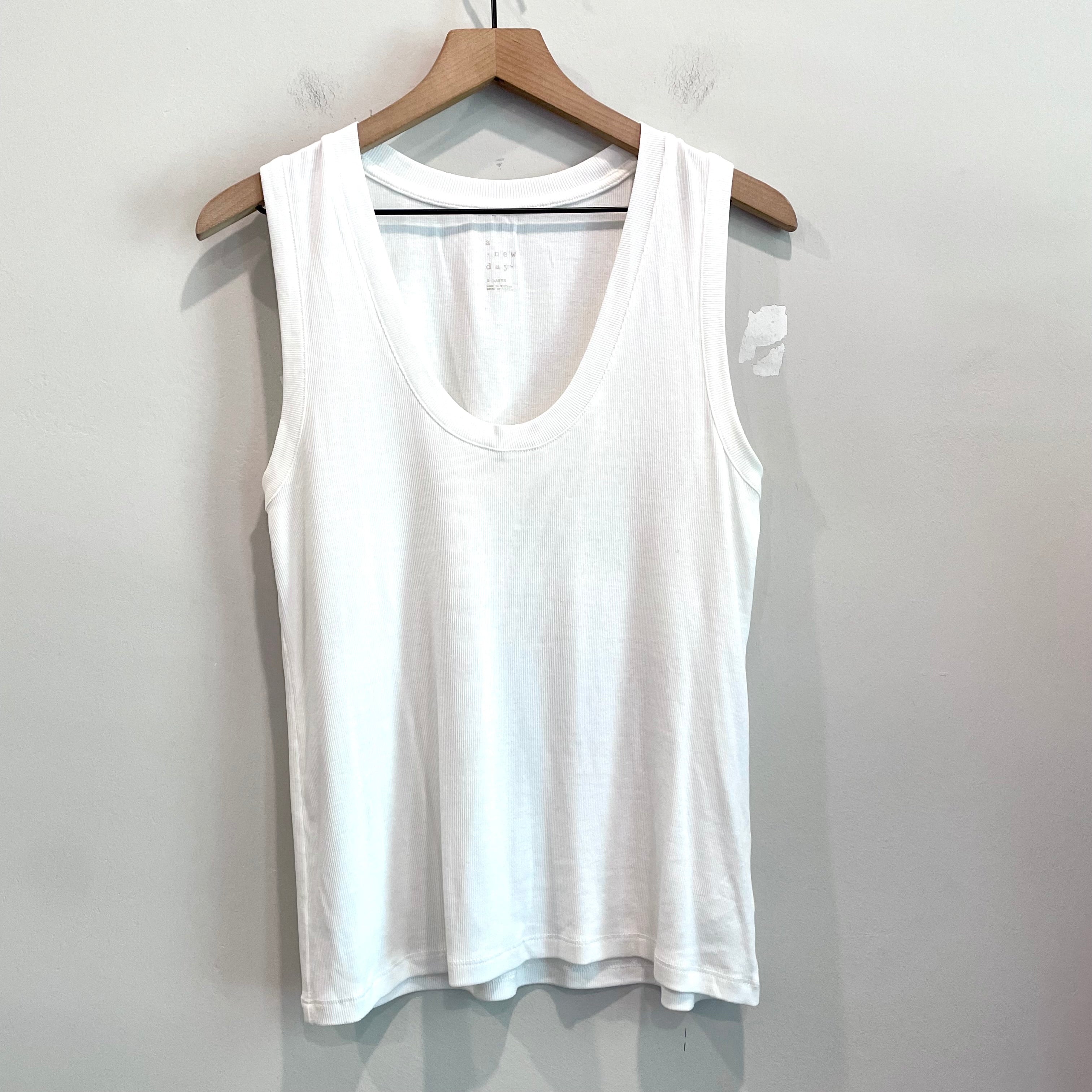 Ribbed Scoop U Neck Tank Top