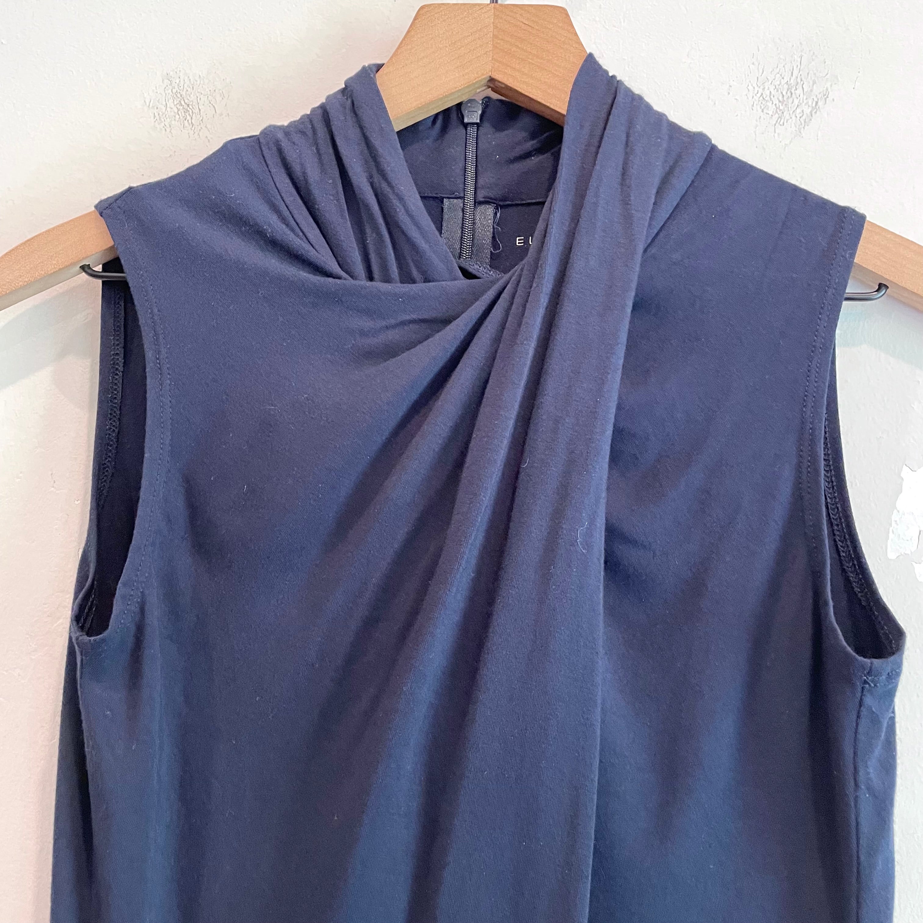 Sleeveless Twist Neck Top