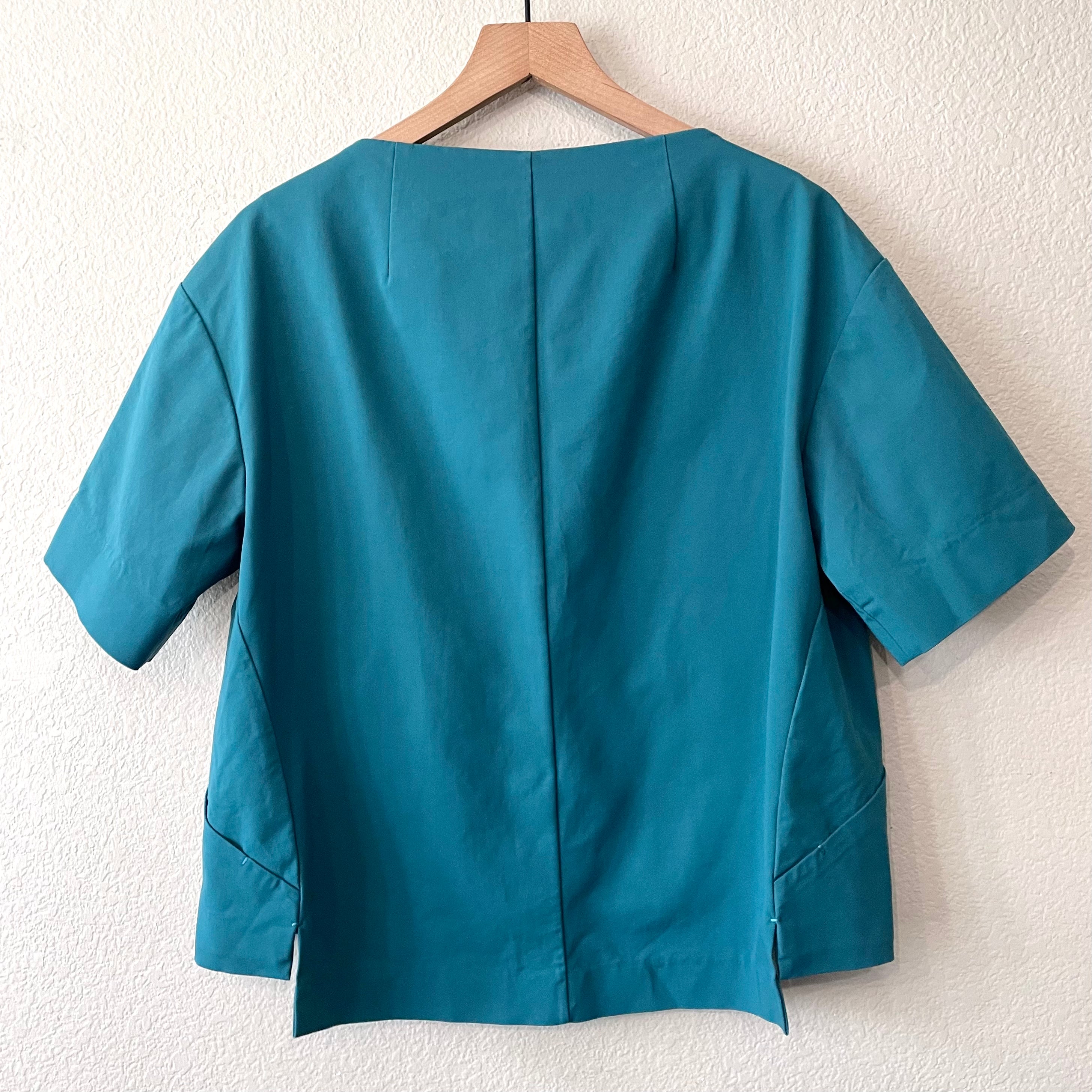 Short Sleeve Zip Jacket