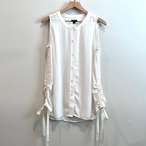 Sleeveless Button Down Cinch Top