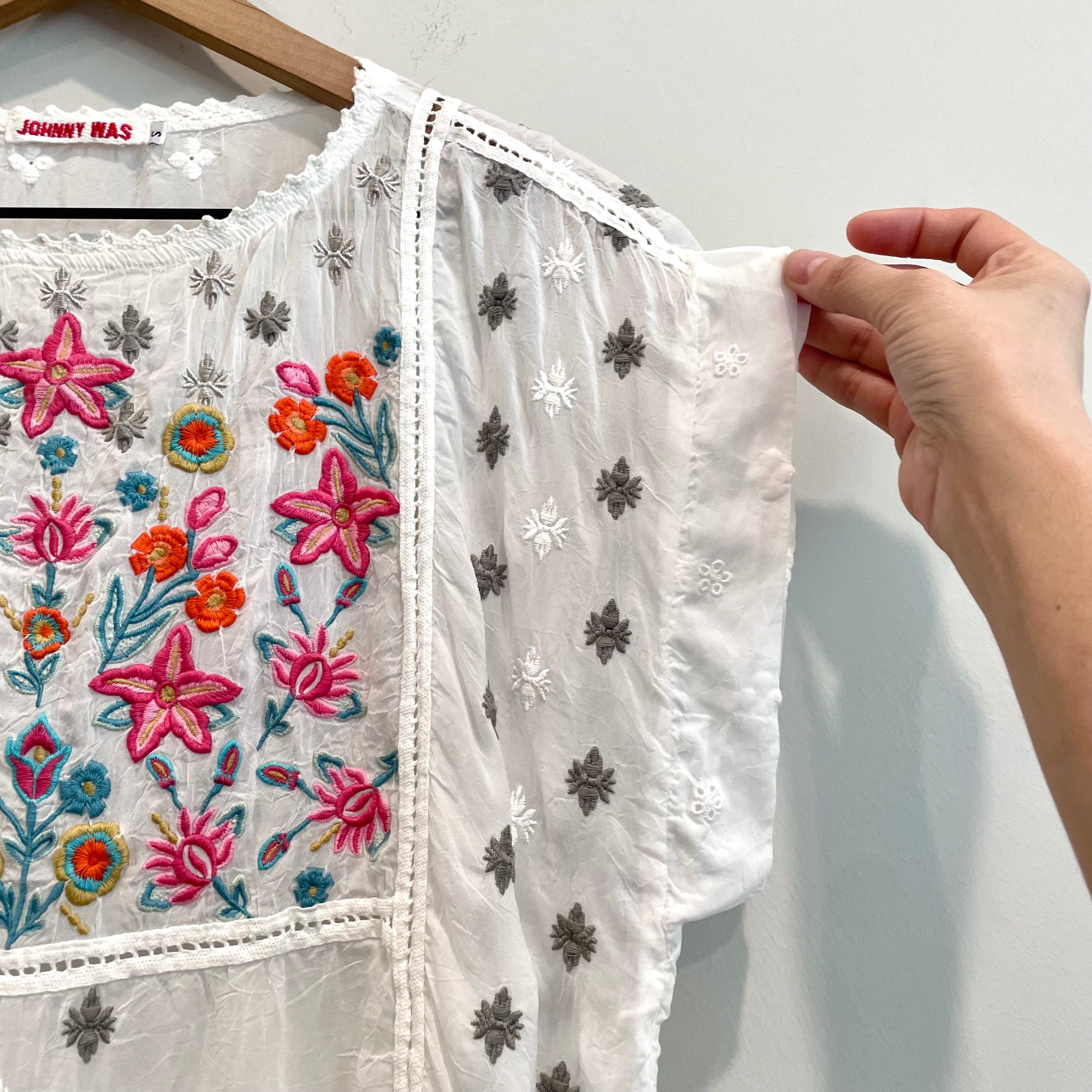 Floral Eyelet Embroidered Top