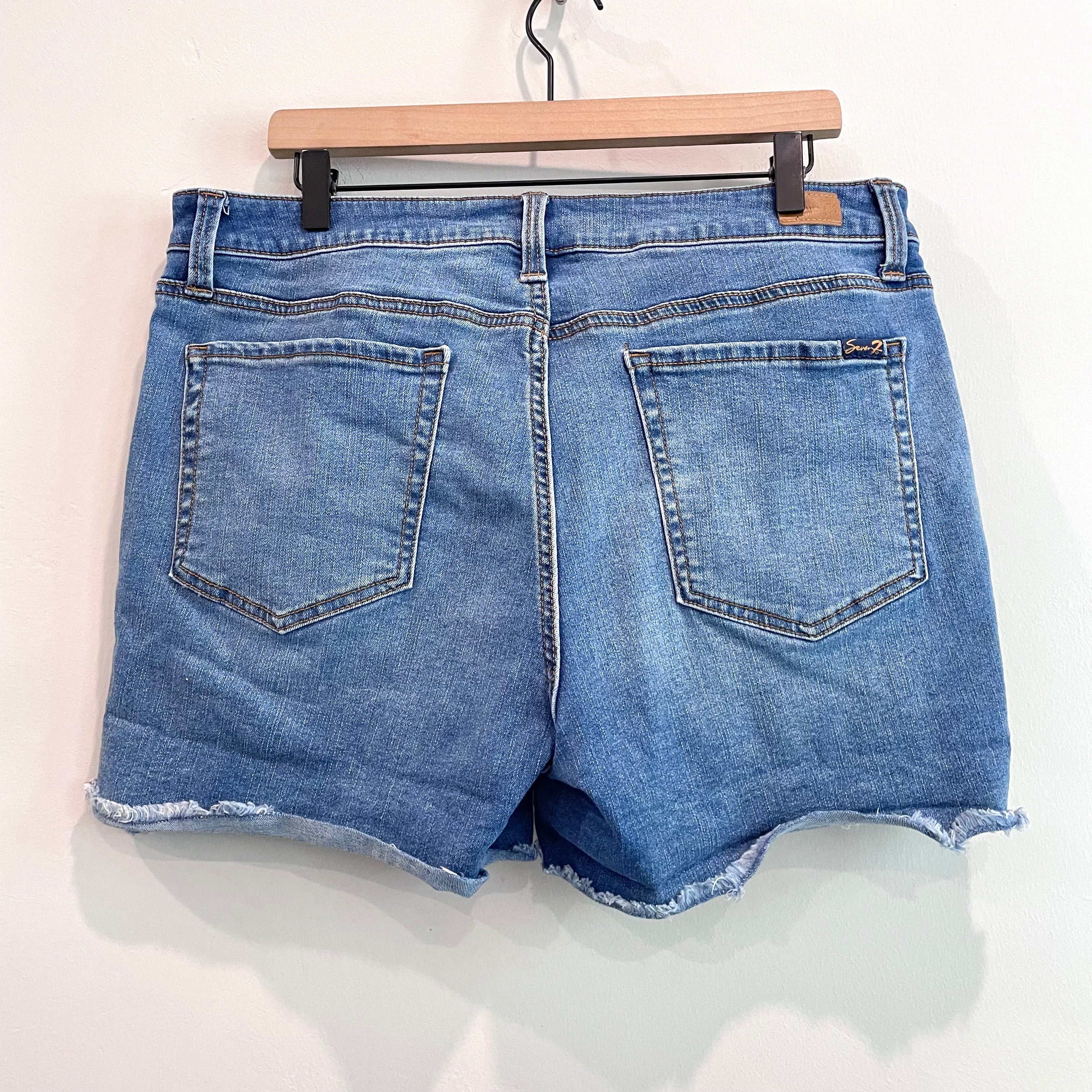 Weekend Cut Off Jean Shorts