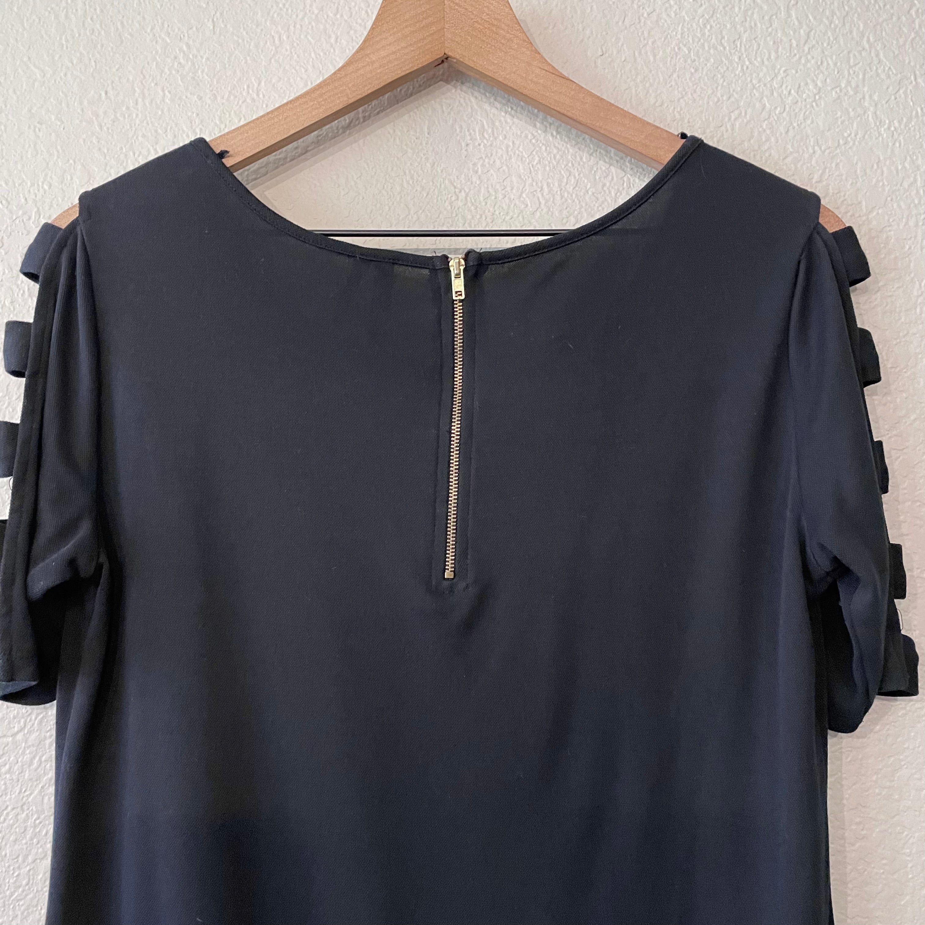 Ladder Open Sleeve Top