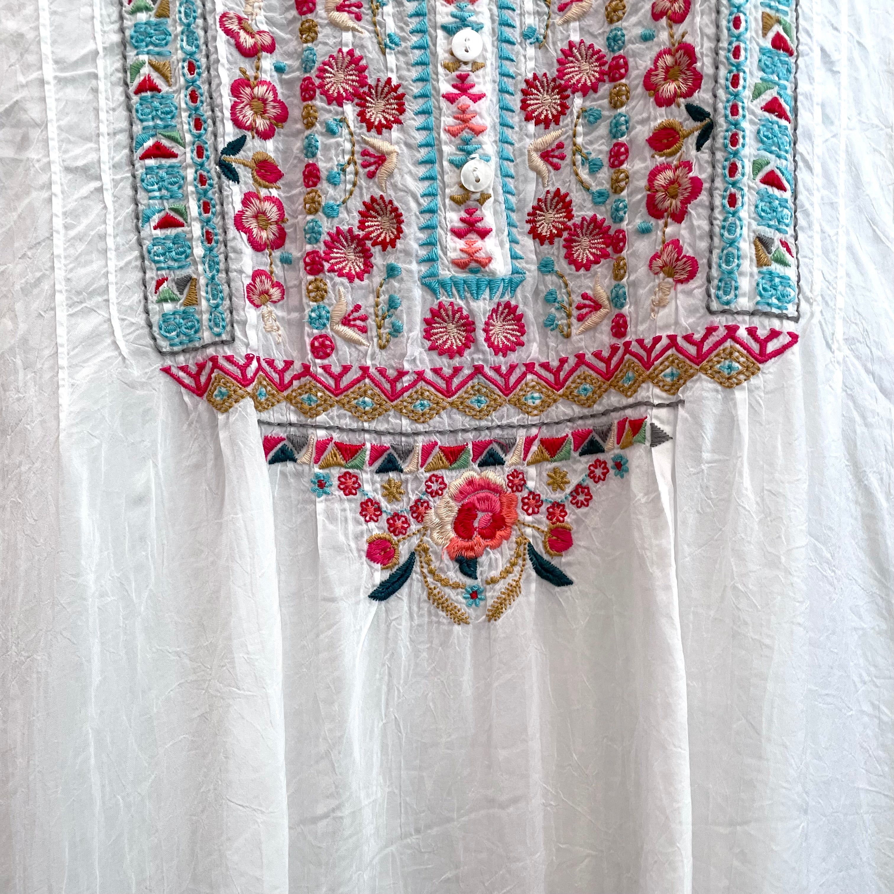 Floral Embroidered 1/2 Button Tunic