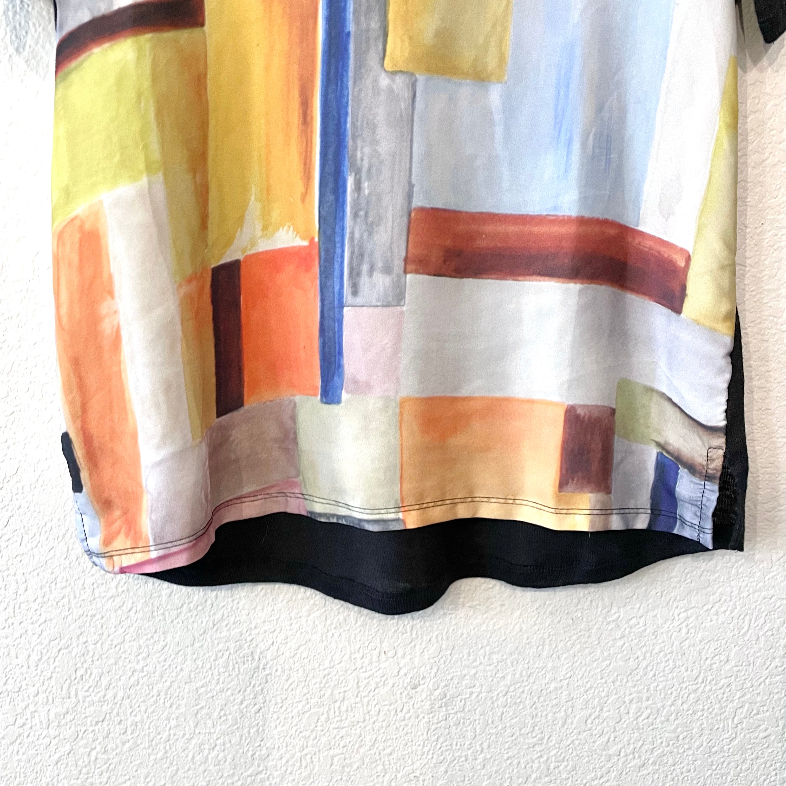 Abstract Linen Back Top