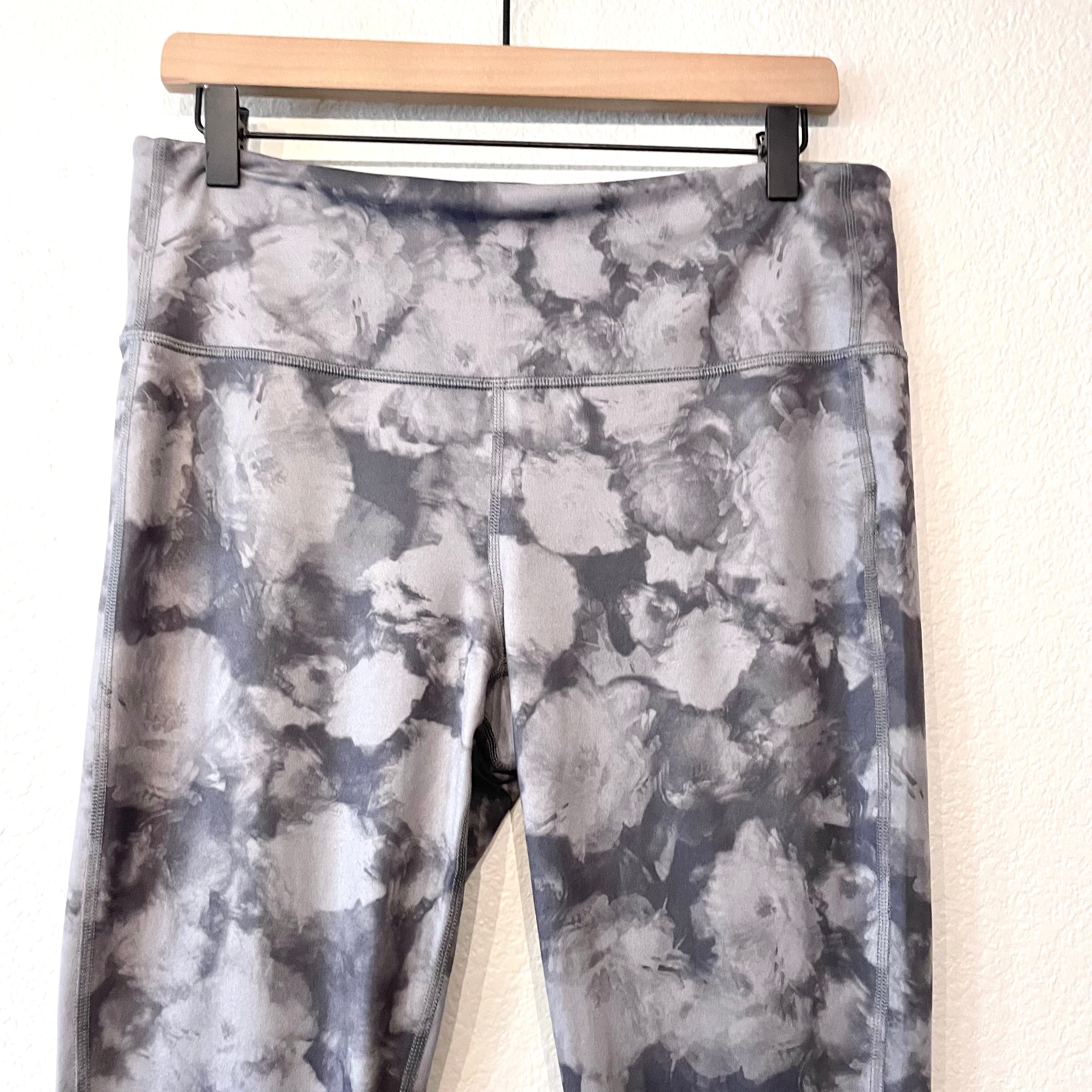 Abstract Floral Leggings