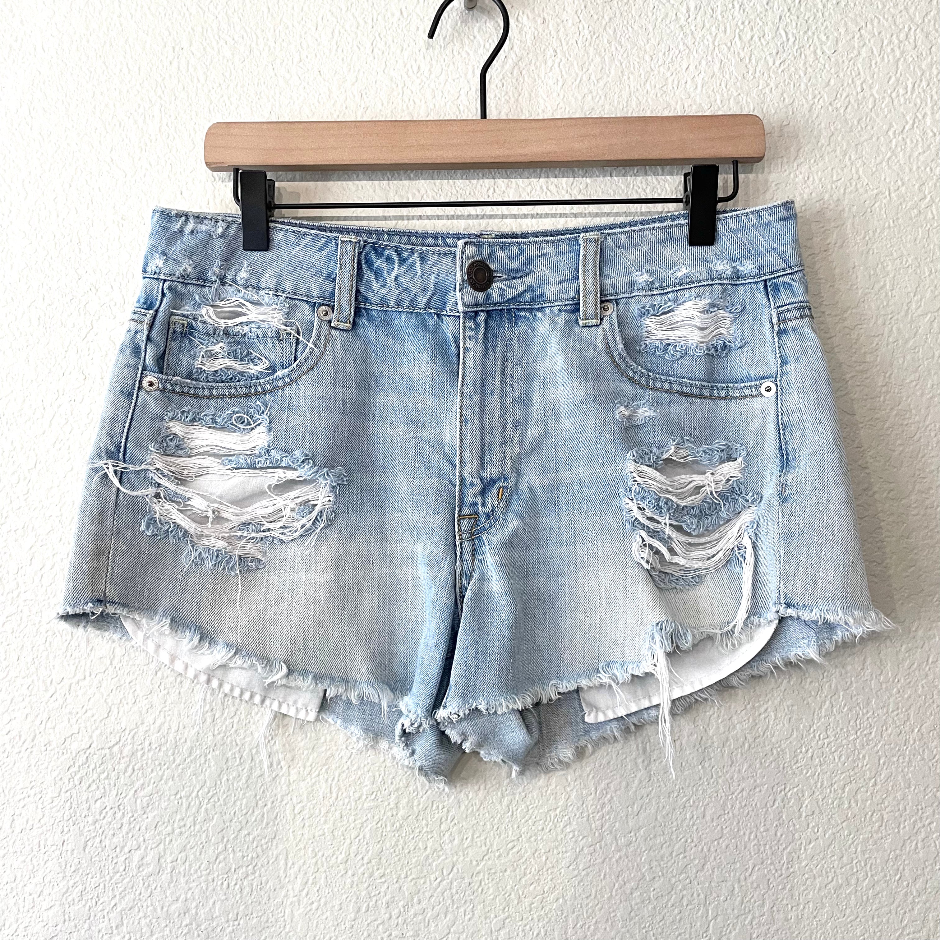 Distressed Cut Off Shorts