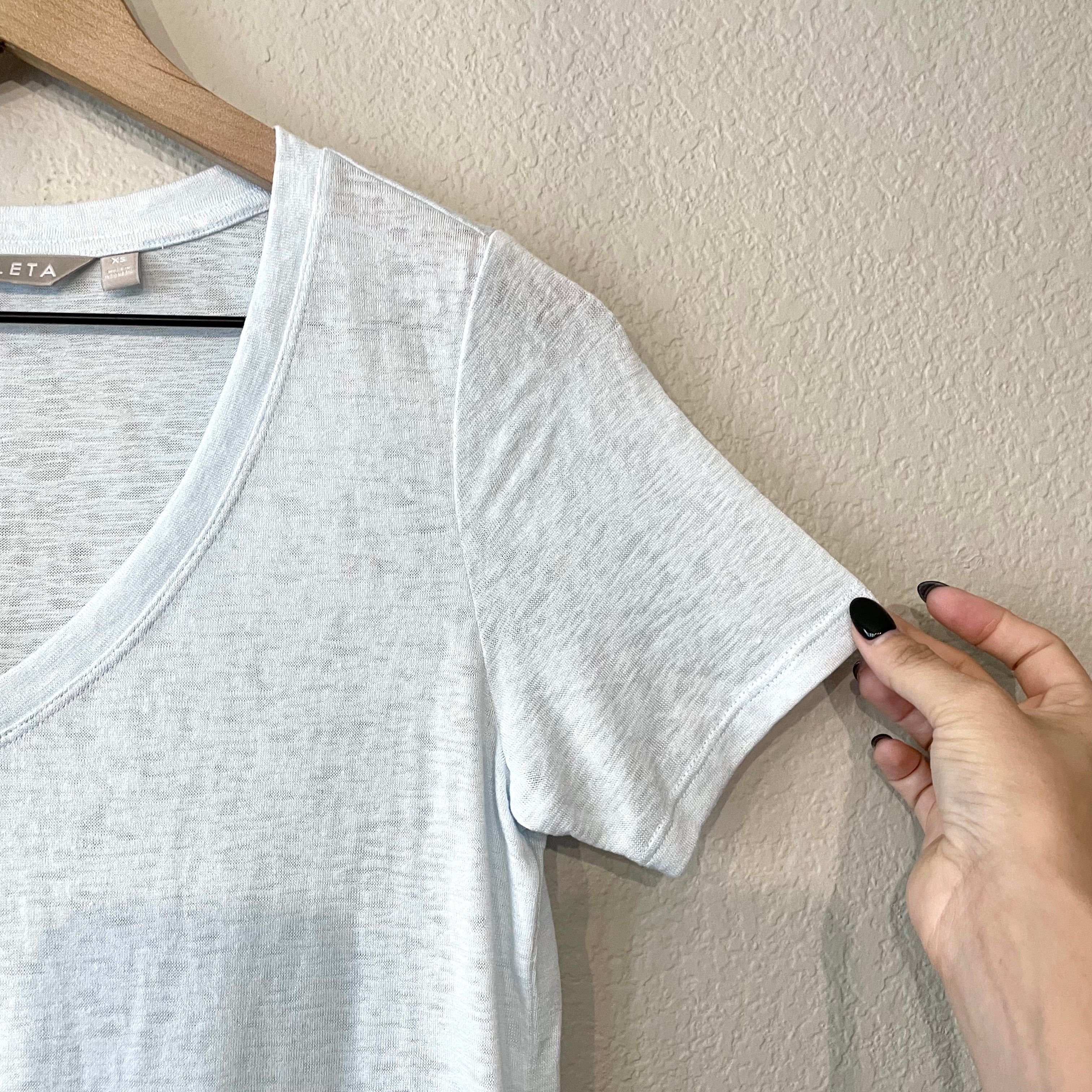 V-Neck Knit Tee