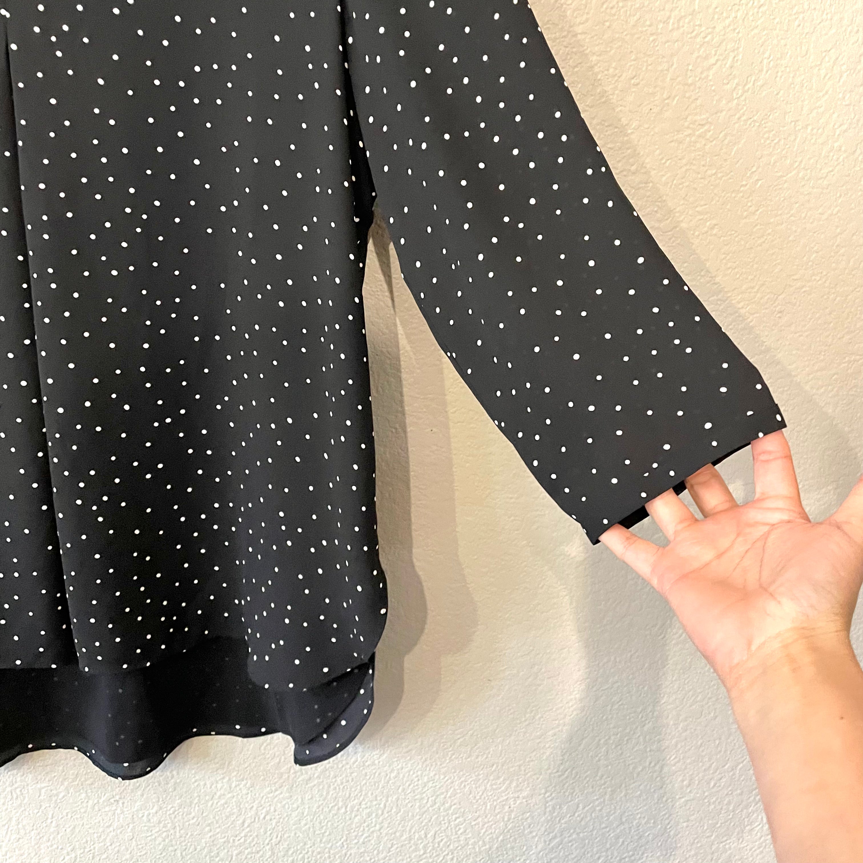 Polka Dot V-Neck Blouse