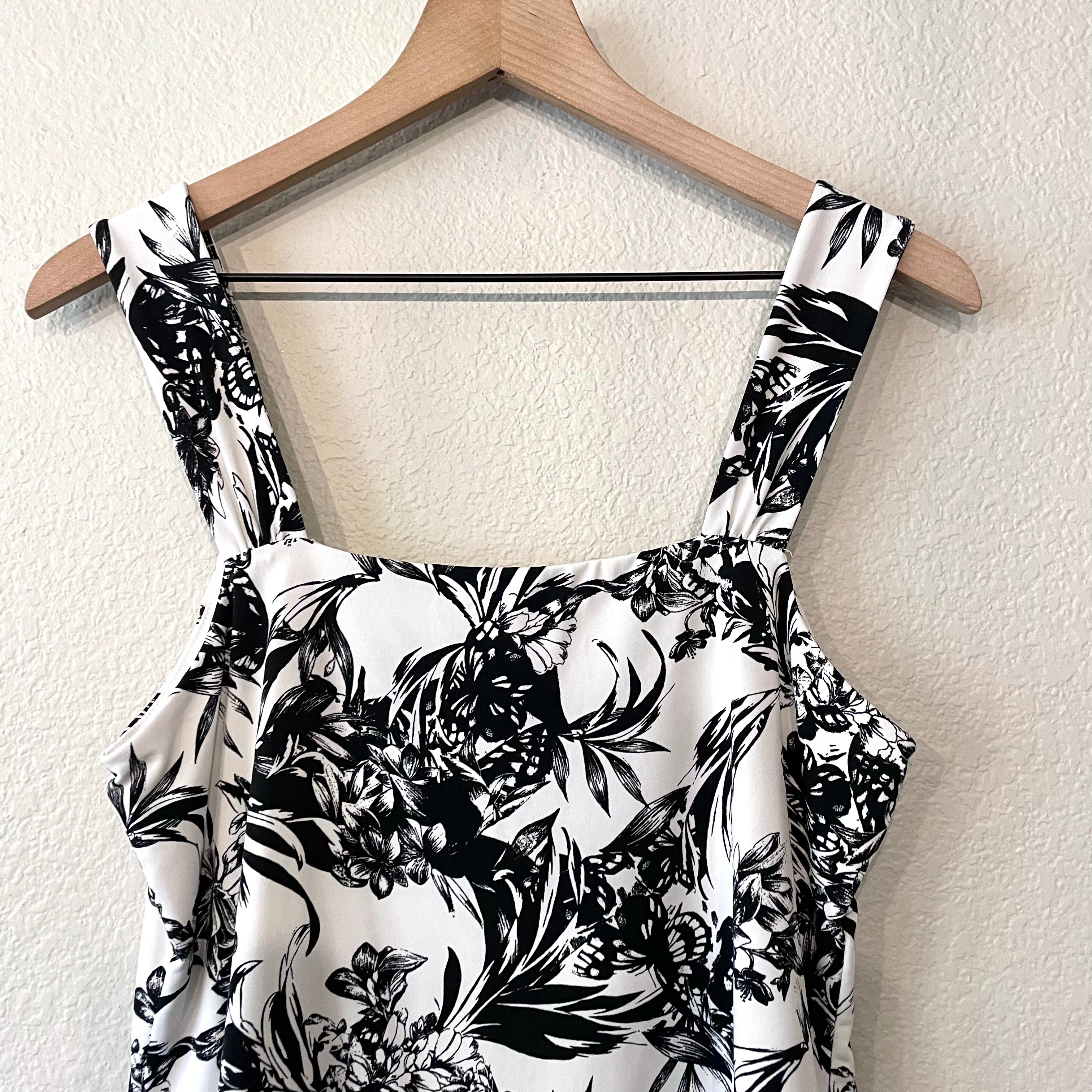 Floral Chain Neck Top