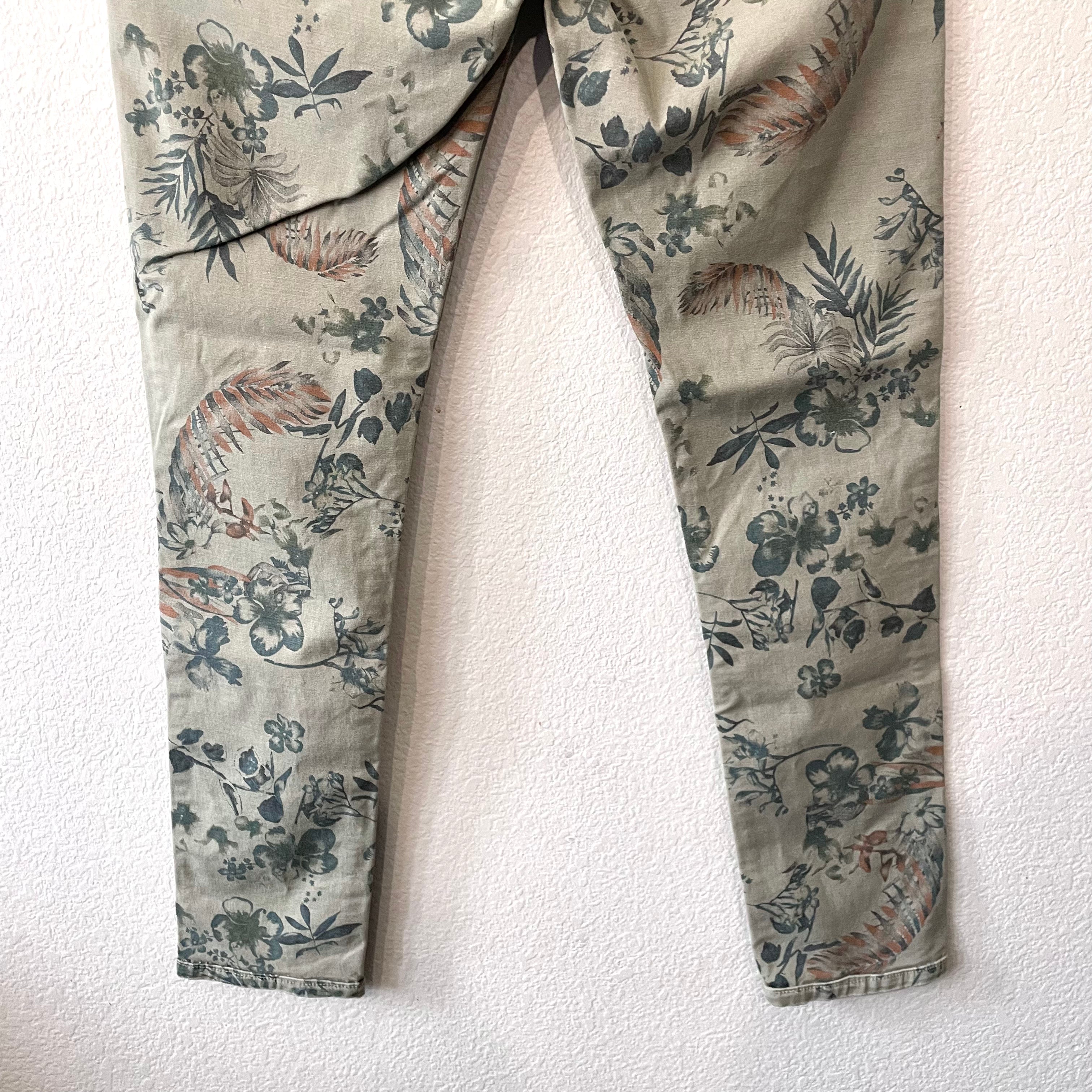 Reversible Floral Leaf Jeans