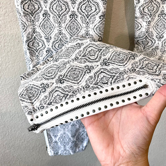 Patterned Skinny Jeans