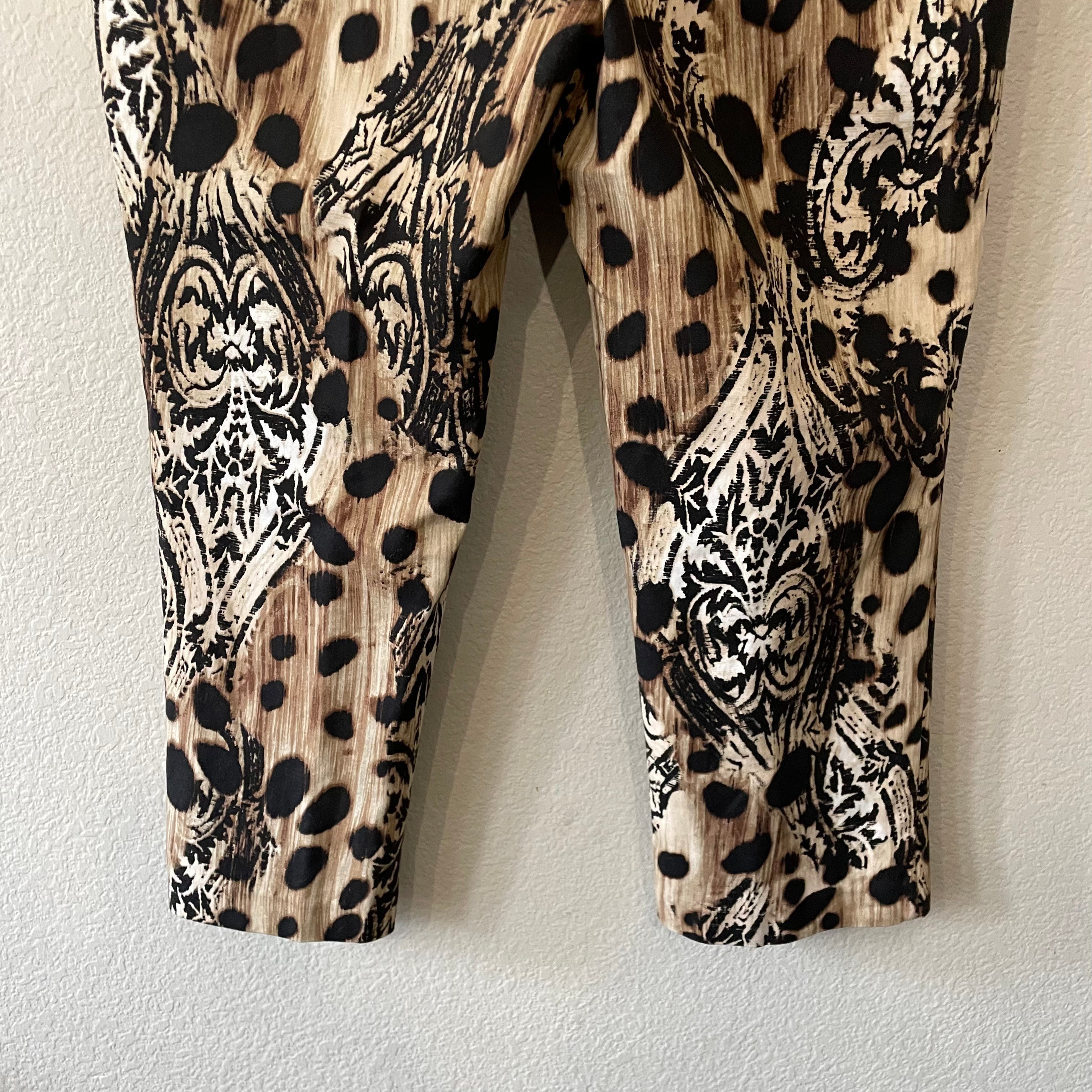 Filigree Animal Print Crop Pants