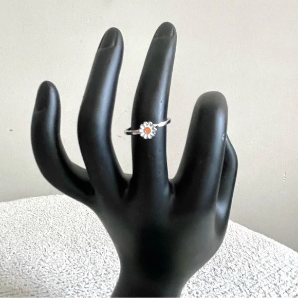 Daisy Ring