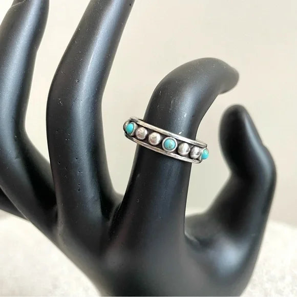 Silver Studded Turquoise Band Ring