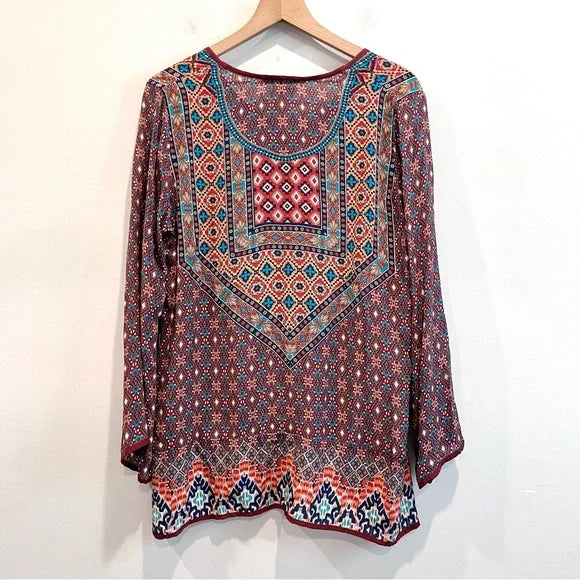 Geometric V-Neck Top