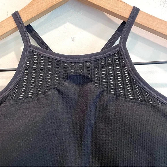 Mesh Cross Back Strap Sports Bra