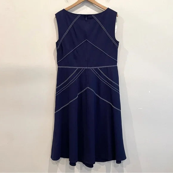 Sleeveless Stitched Line Midi Dress