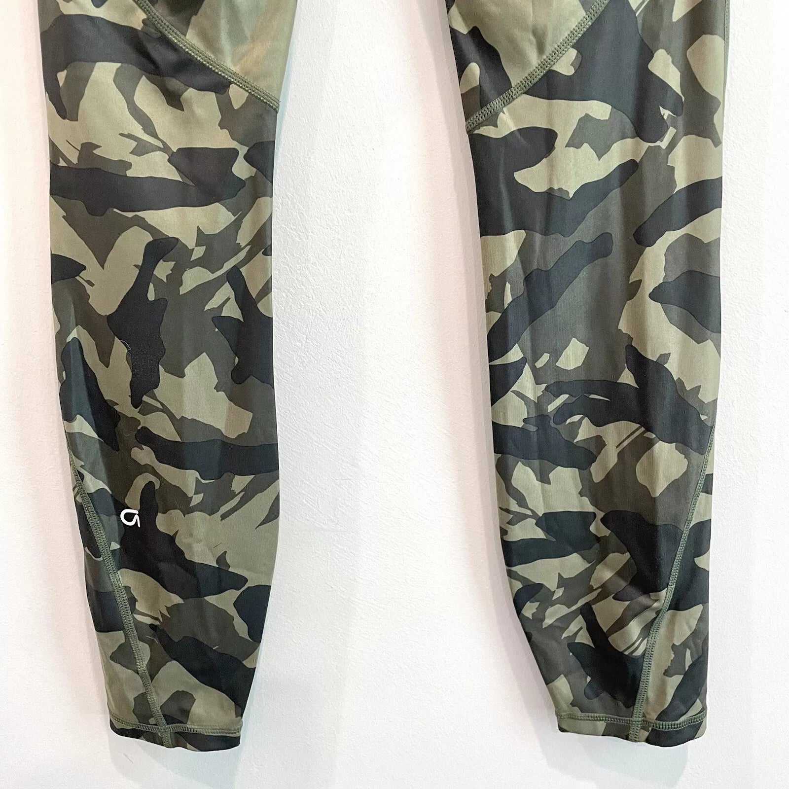 Camo Crop Leggings