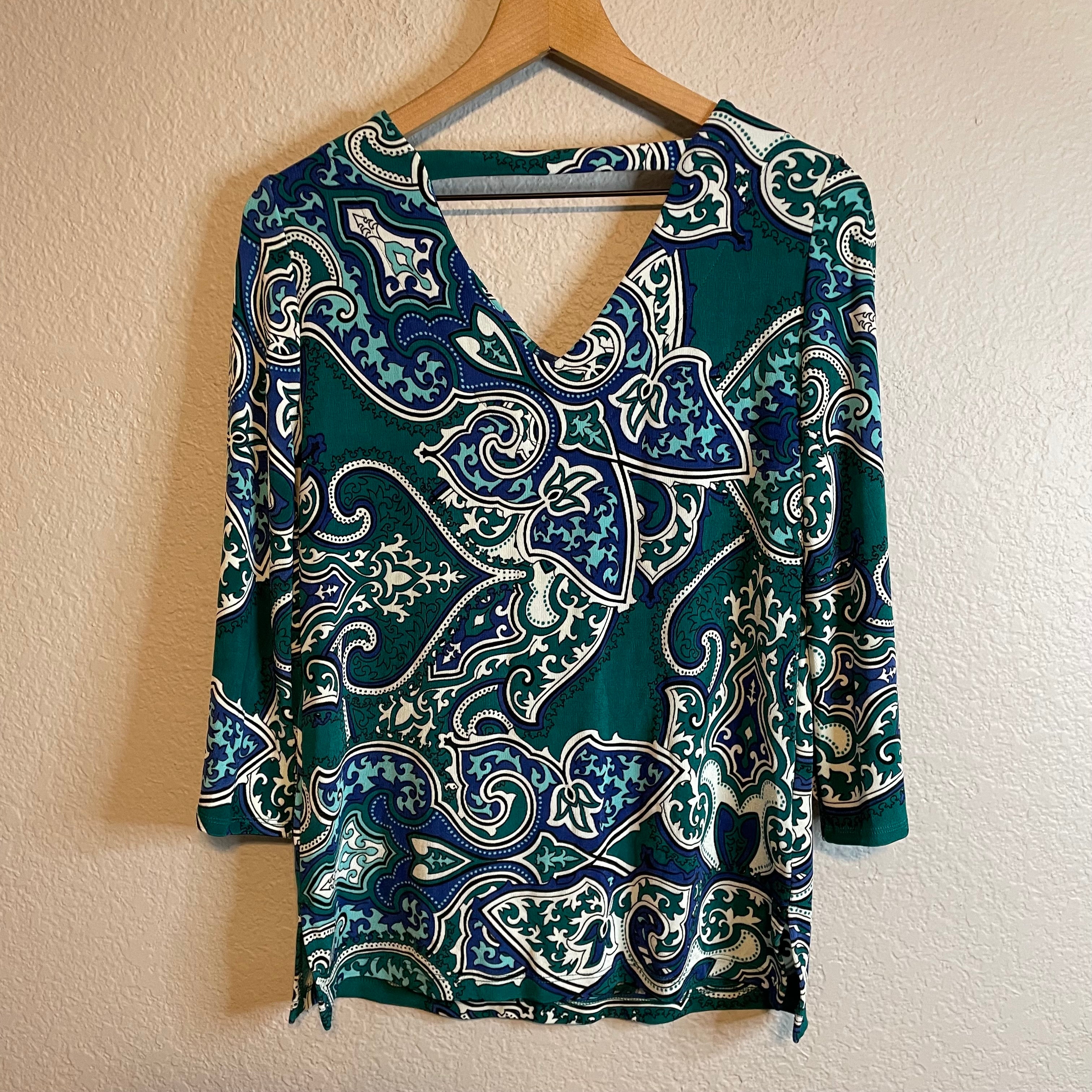 Flare Sleeve Filigree Blouse