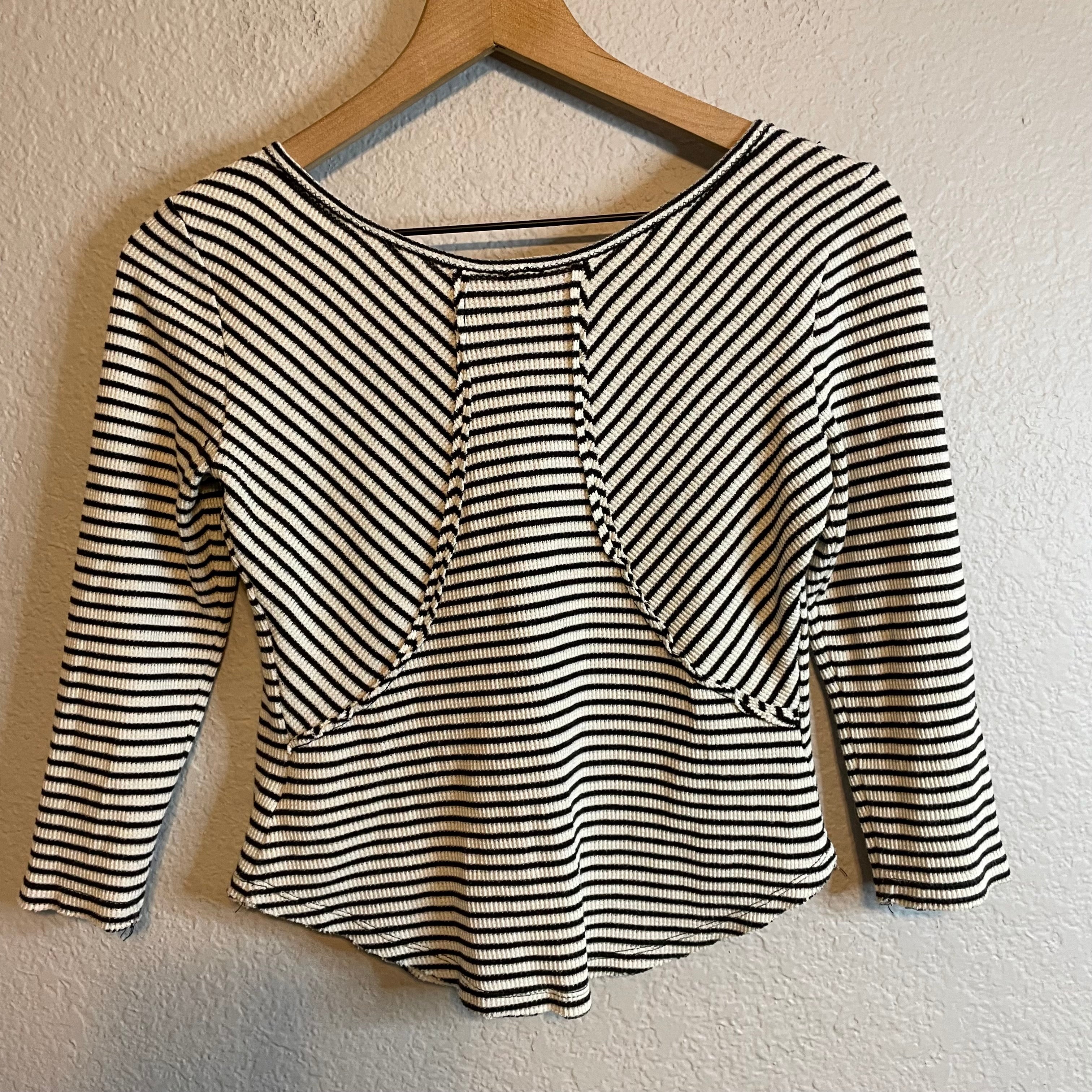 Cropped Striped Thermal