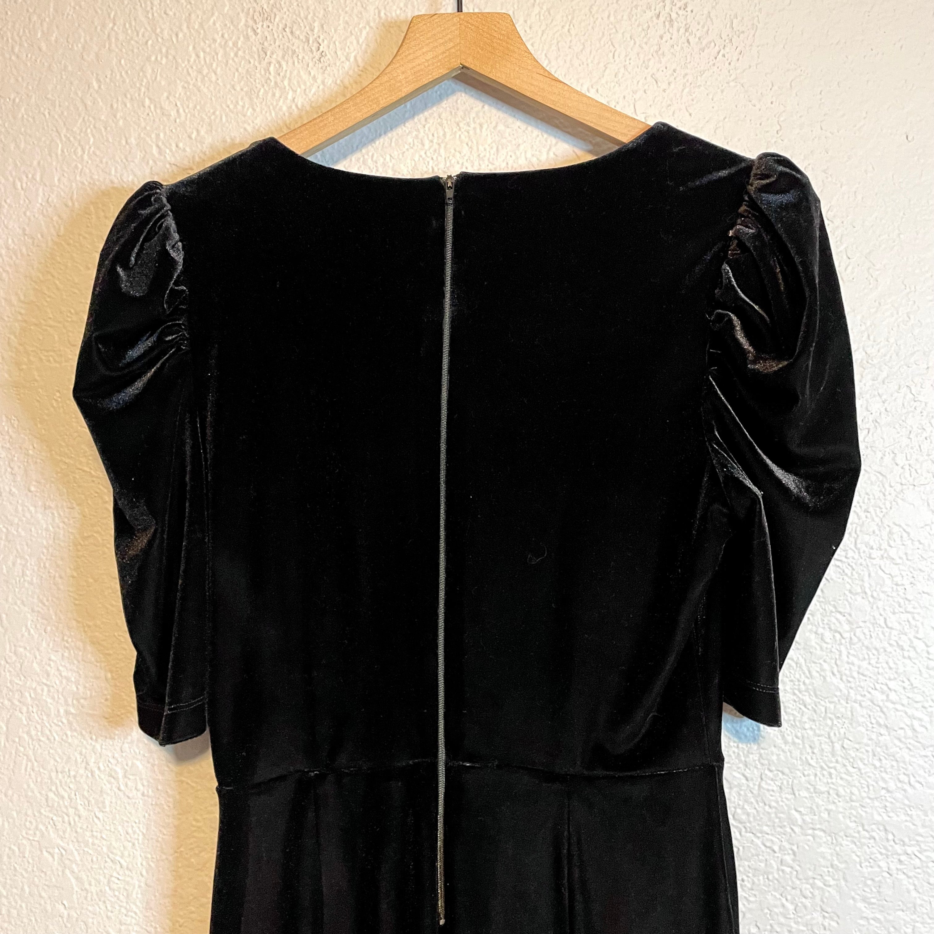 Puff Sleeve Velvet Dress