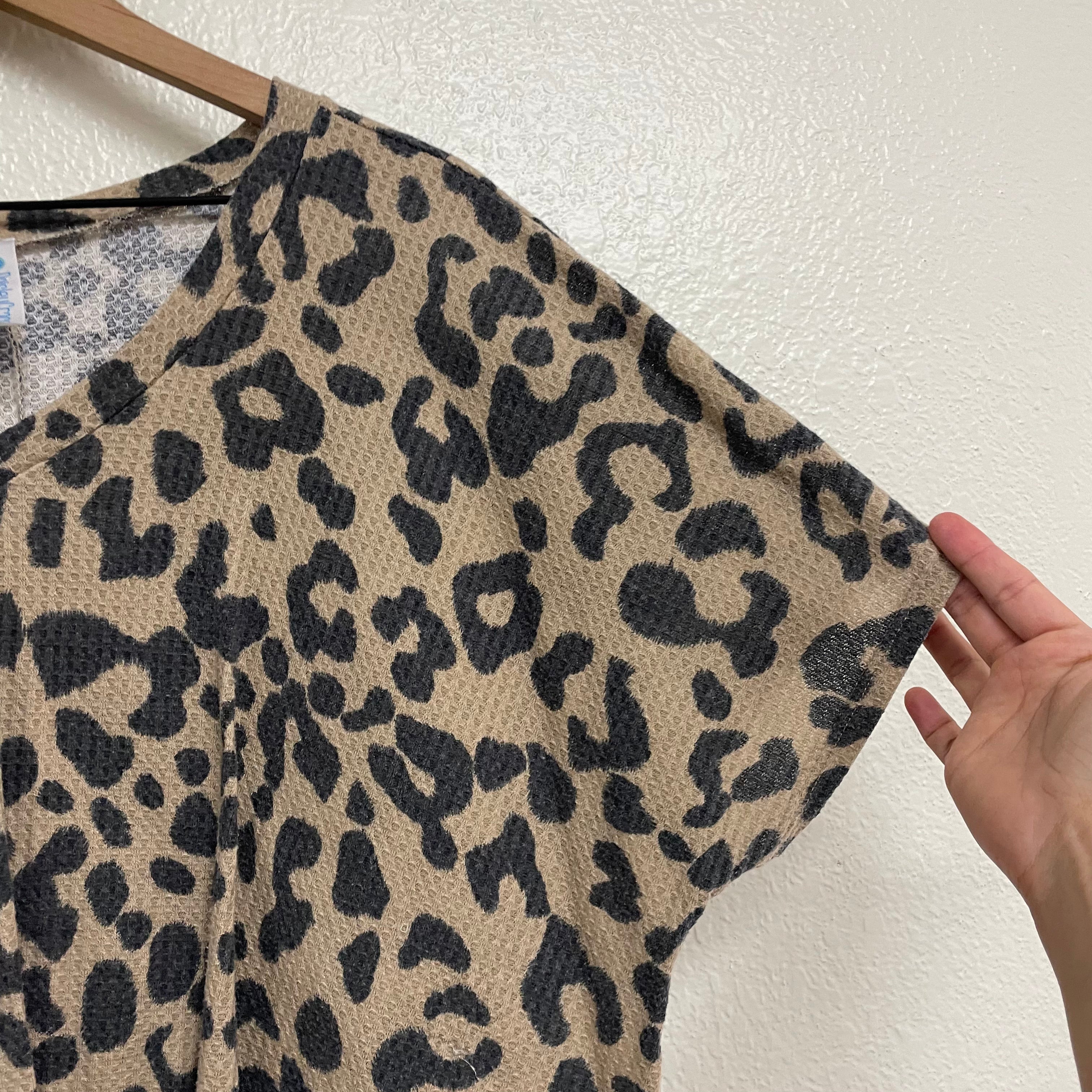 Leopard Knotty Top